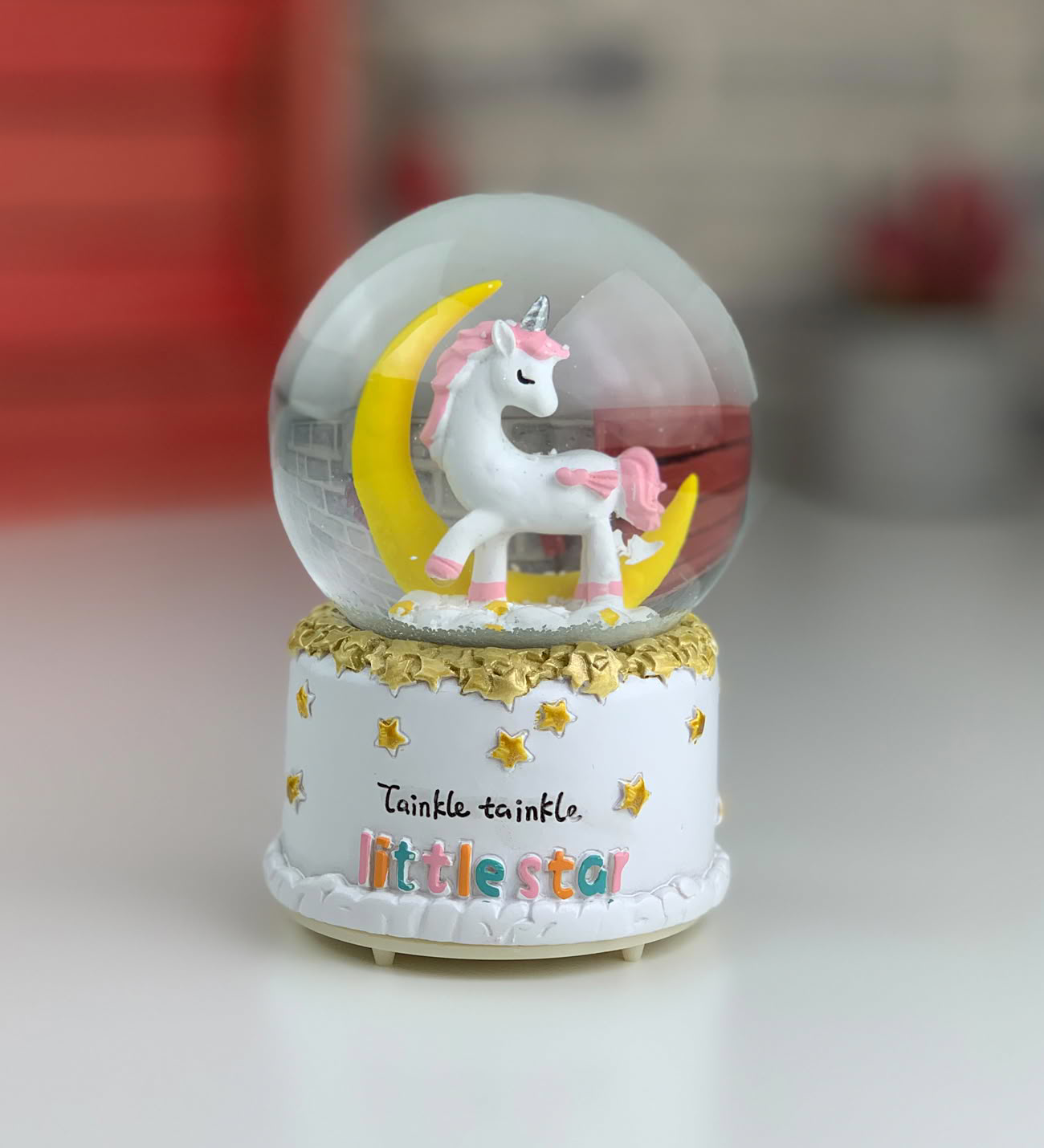 Unicorn Kar Küresi Orta Boy Sarı Ay Unicorn Kar Küresi Orta Boy Sarı Ay