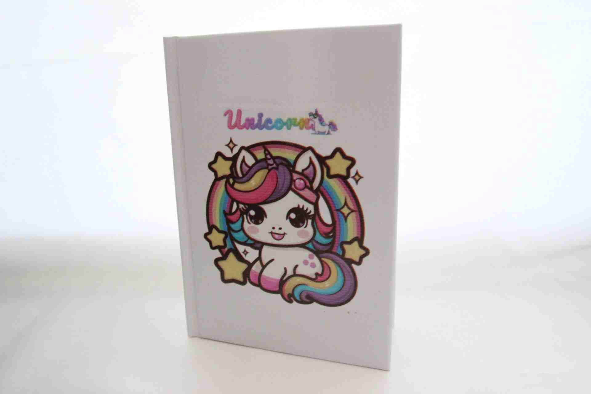 Unicorn Temalı Hediye Seti - Termos, Defter ve Kupa Bardak Hediye Kutusu