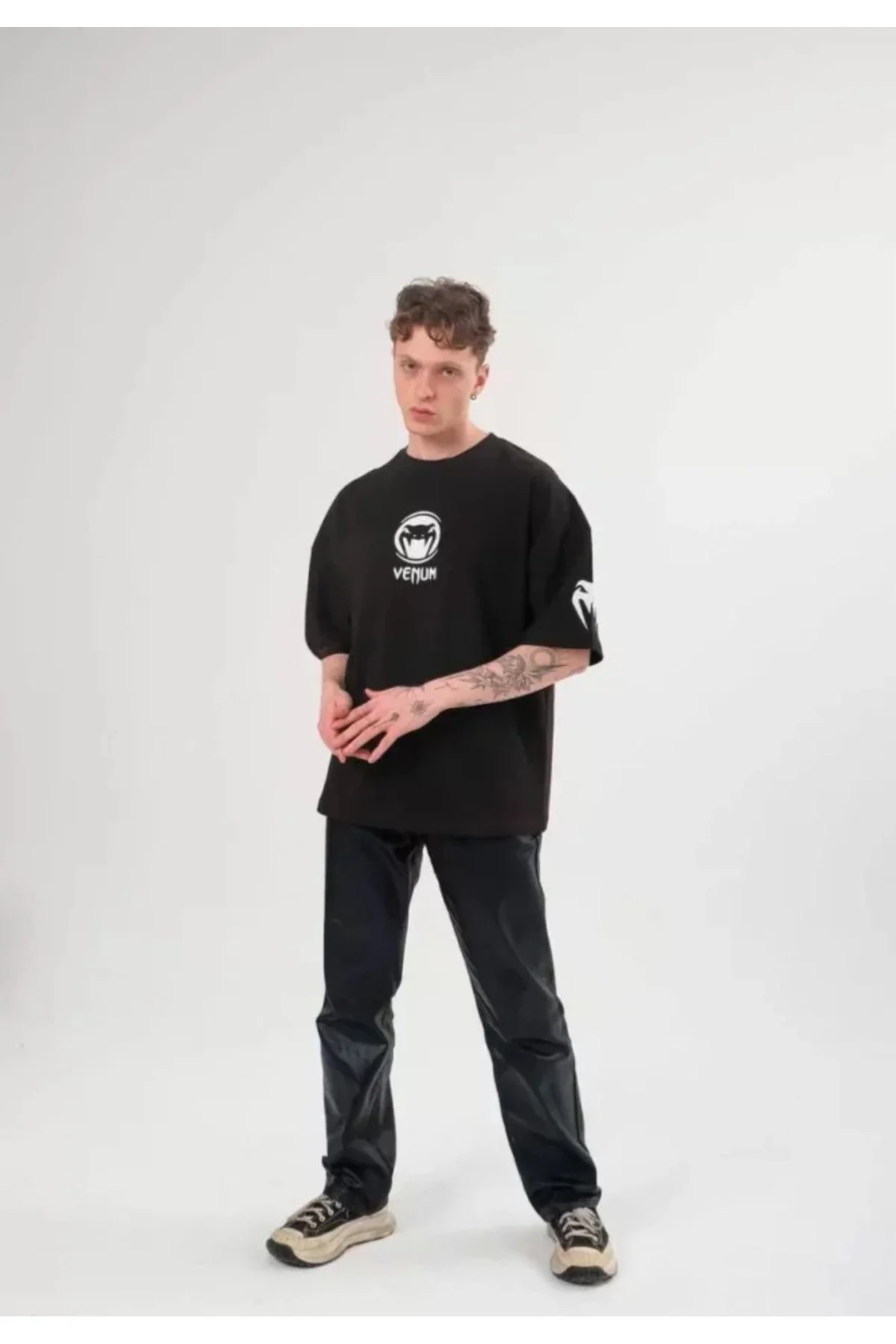 Unisex Bisiklet Yaka Baskılı Oversize T-Shirt - Siyah