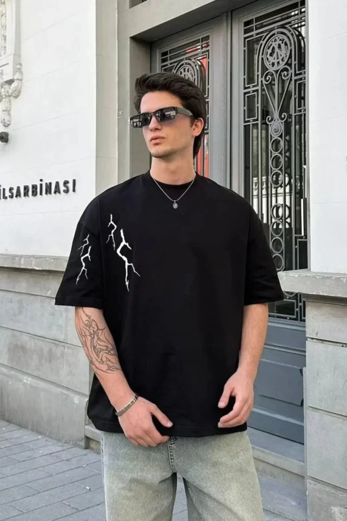 Unisex Bisiklet Yaka Baskılı Oversize T-Shirt - Siyah