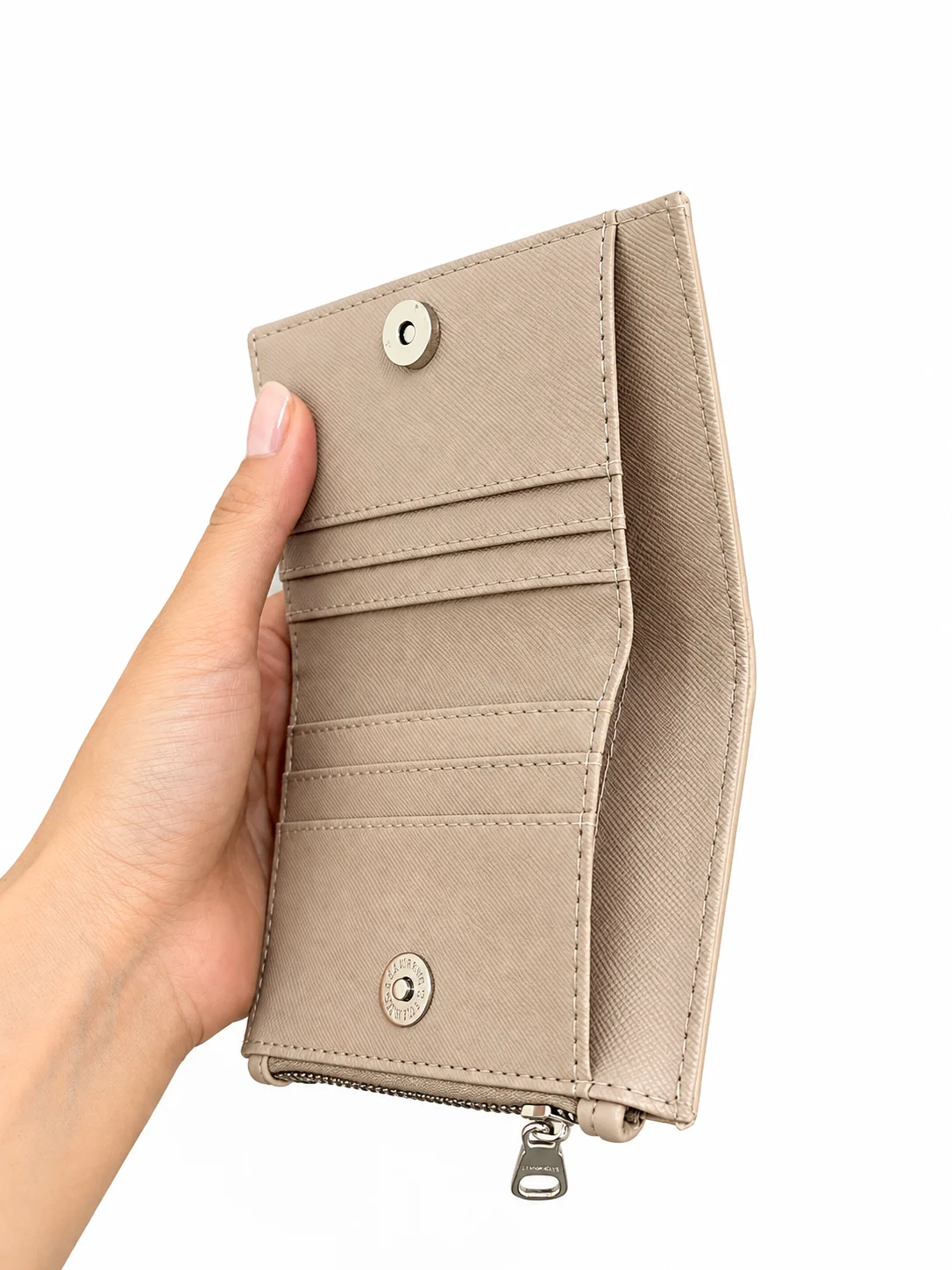 Unisex Fermuarlı Kartlık Çok Gözlü Kompakt Cüzdan S-2006 Unisex Fermuarlı Kartlık Çok Gözlü Kompakt Cüzdan S-2006
