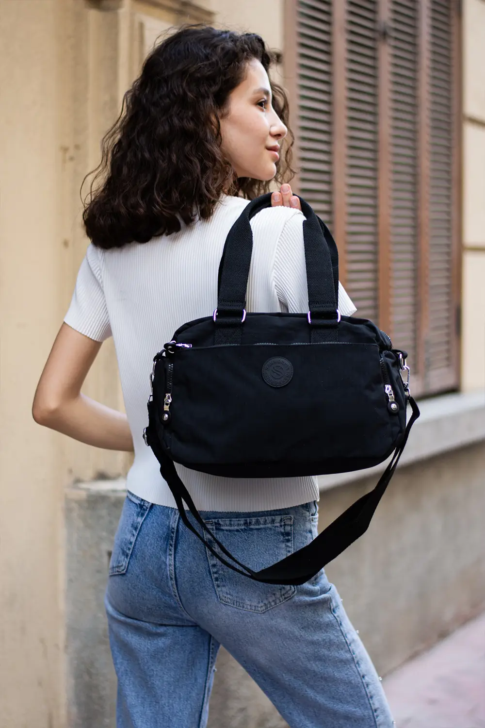 Unisex Krinkıl Kumaş Omuz Ve Çapraz Askılı Siyah Renkli Çanta