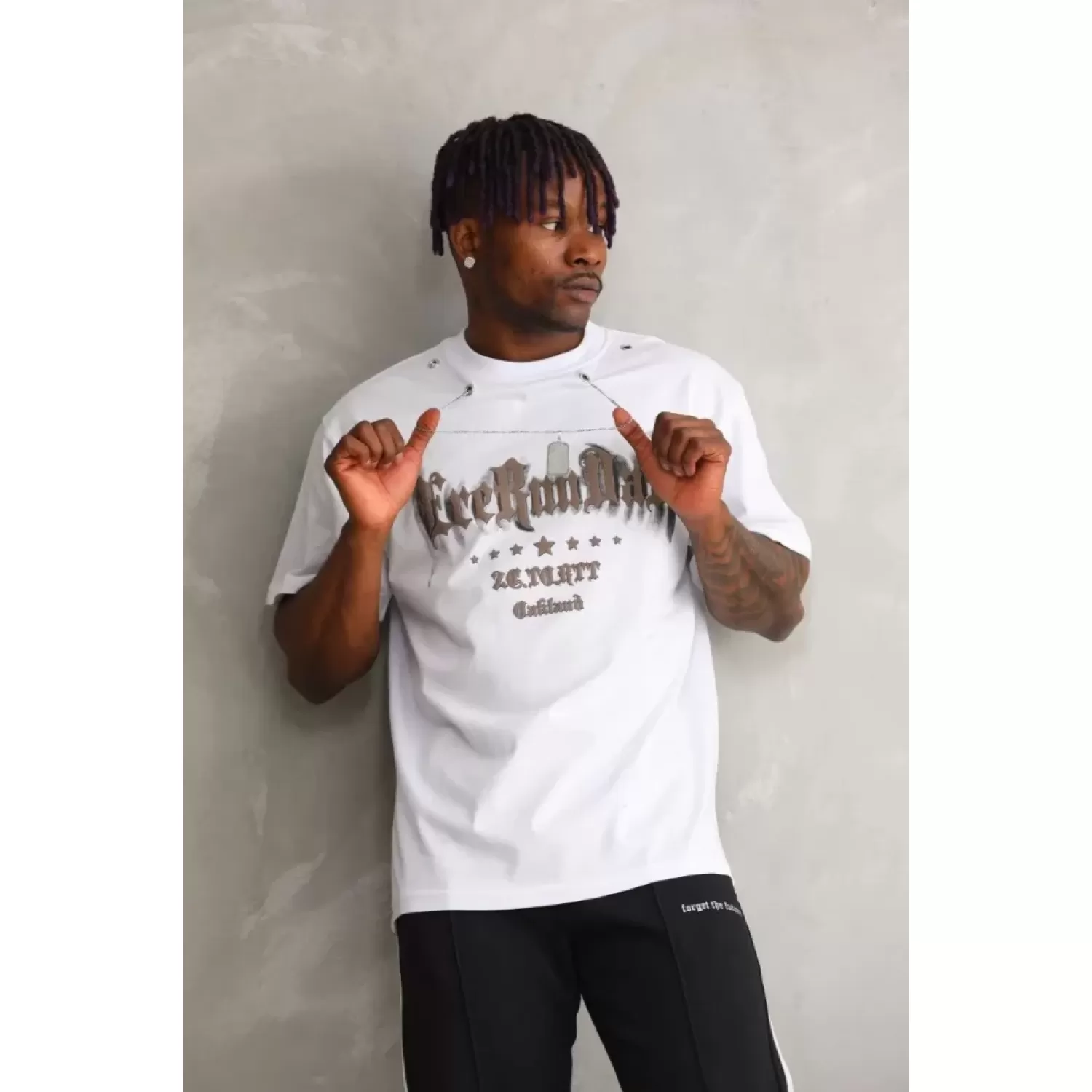Unisex Oversize Kolye Dahil T-Shirt - Beyaz