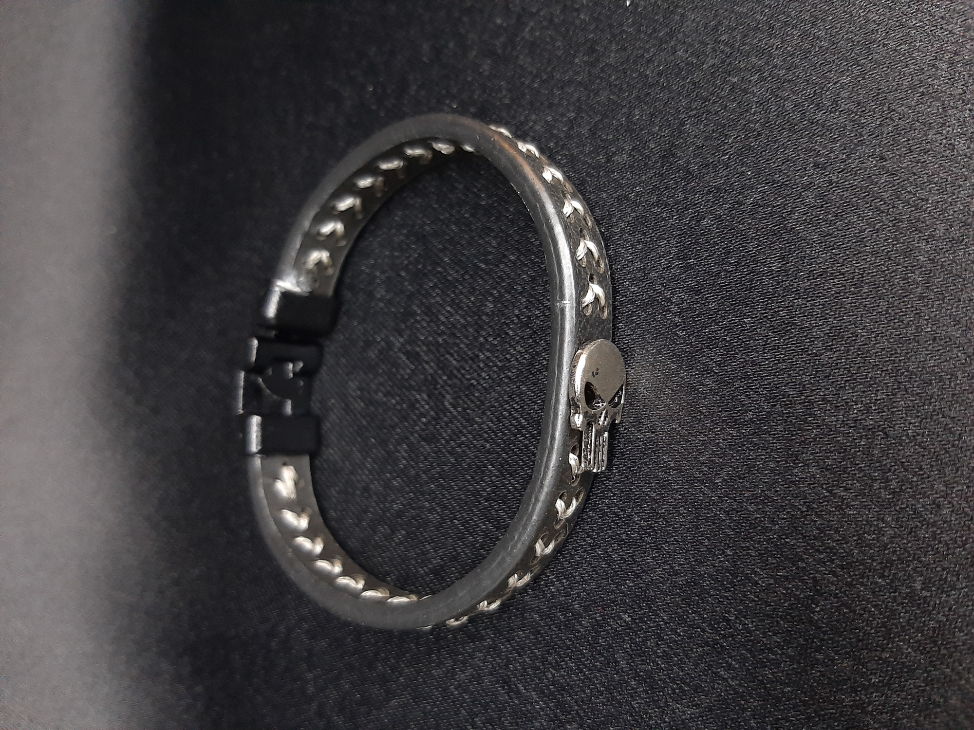 Unisex Suni Deri Metal Detaylı El Yapımı Bileklik Unisex Suni Deri Metal Detaylı El Yapımı Bileklik