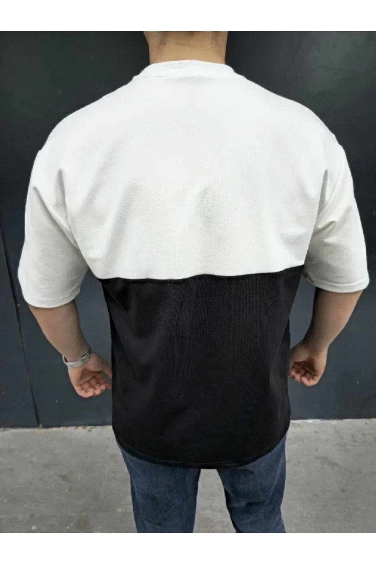 Unisex Torba Cep Detaylı Parçalı T-Shirt - Siyah