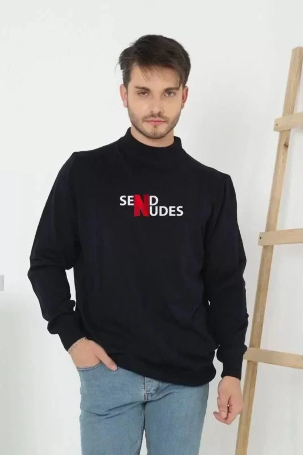 Unisex Yarım Boğazlı Baskılı Dokuma Triko - Siyah Unisex Yarım Boğazlı Baskılı Dokuma Triko - Siyah