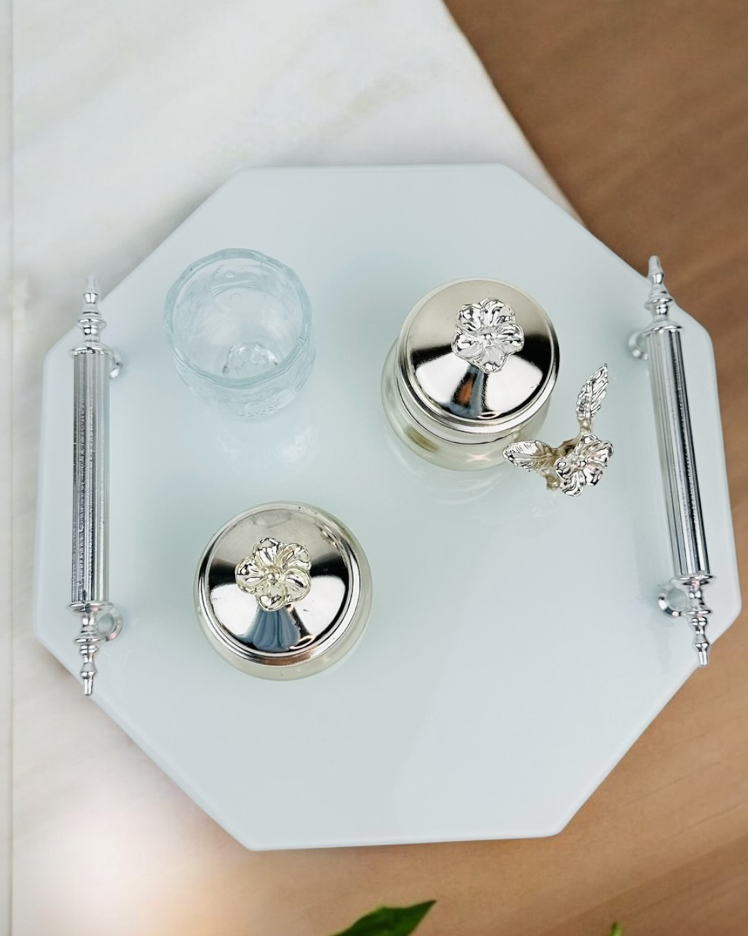 Unity  Beyaz Söz Tepsisi