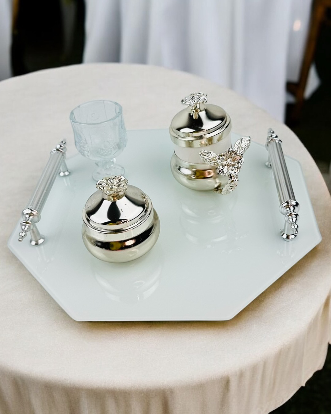 Unity  Beyaz Söz Tepsisi