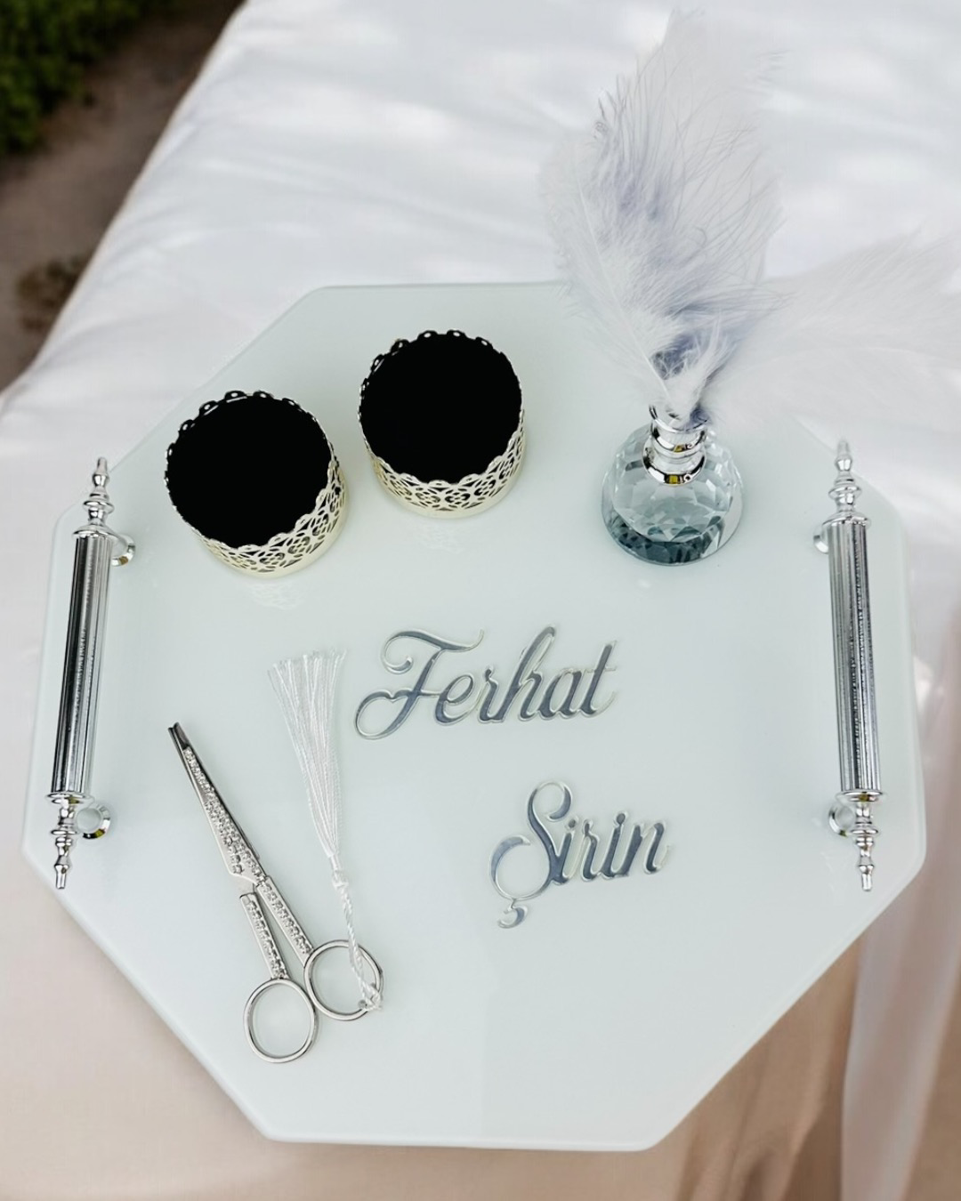 Unity Sekizgen Beyaz Nişan Tepsisi