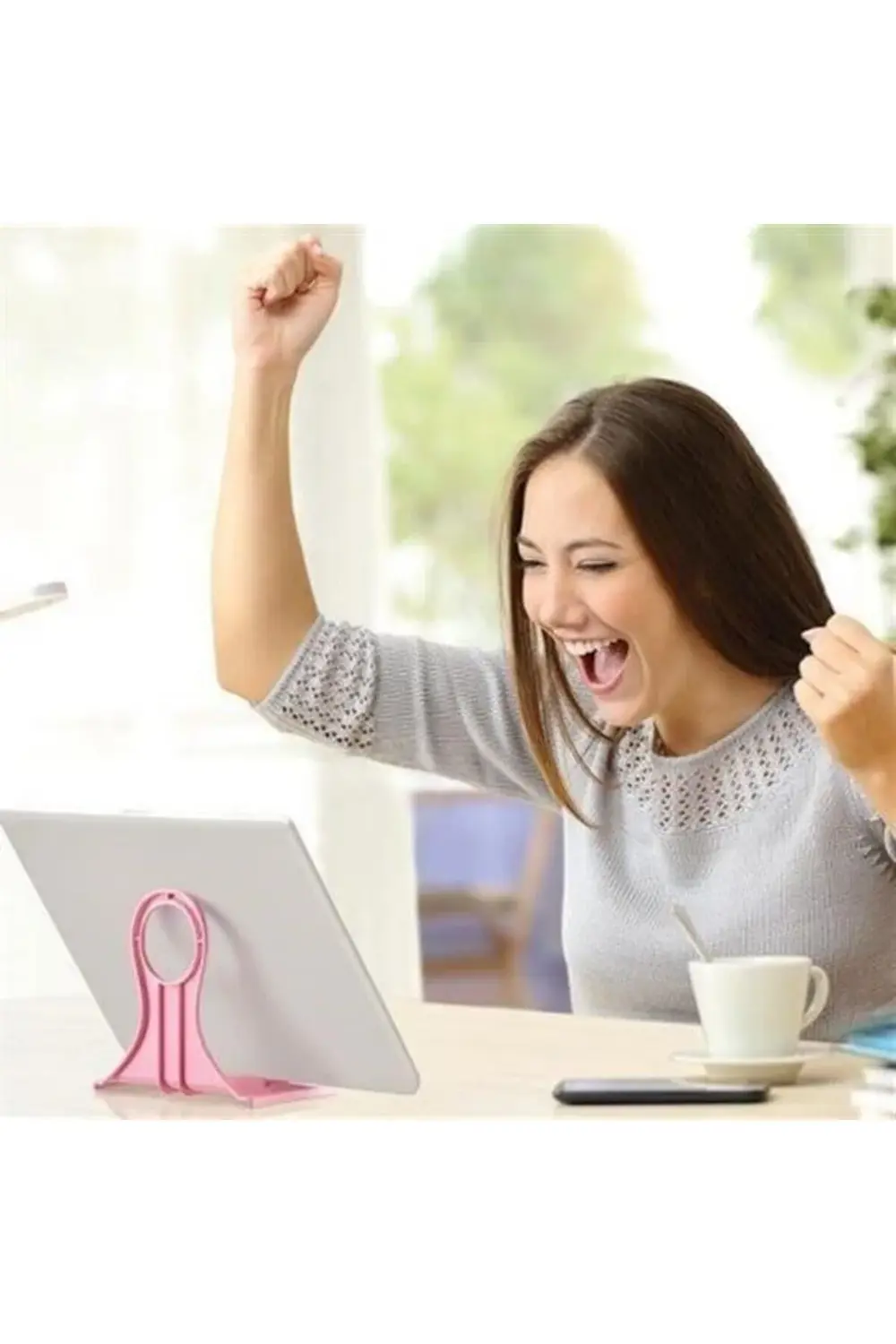 ® Universal Mobil Şarj Priz Askısı ve Telefon Tablet Tutucu Stand