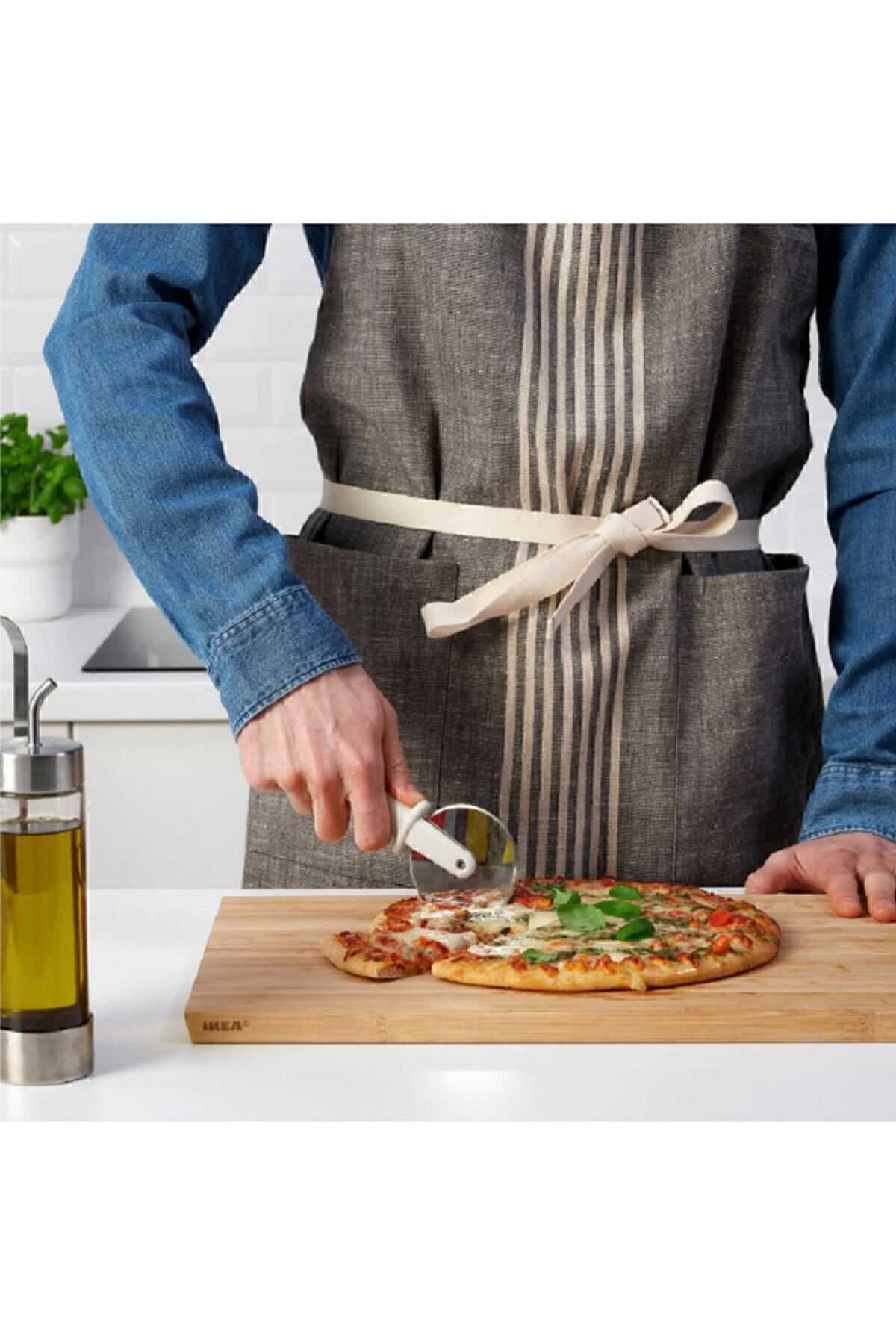 Uppfylld Pizza Kesici + Yeşil Patates Soyacağı + Yeşil Soyacak 1 