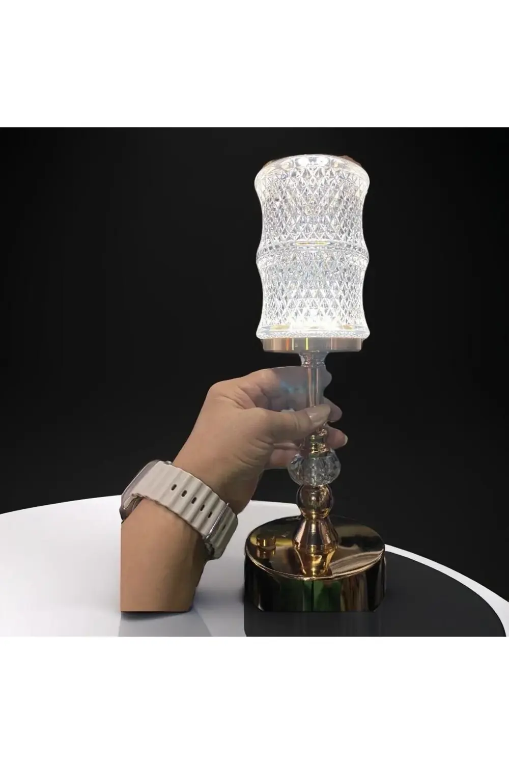 Usb Girişli Gold Metal Led Abajur