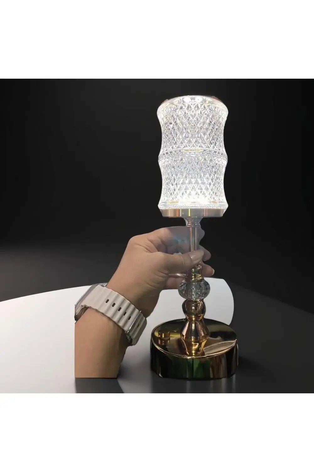 Usb Girişli Gold Metal Led Abajur