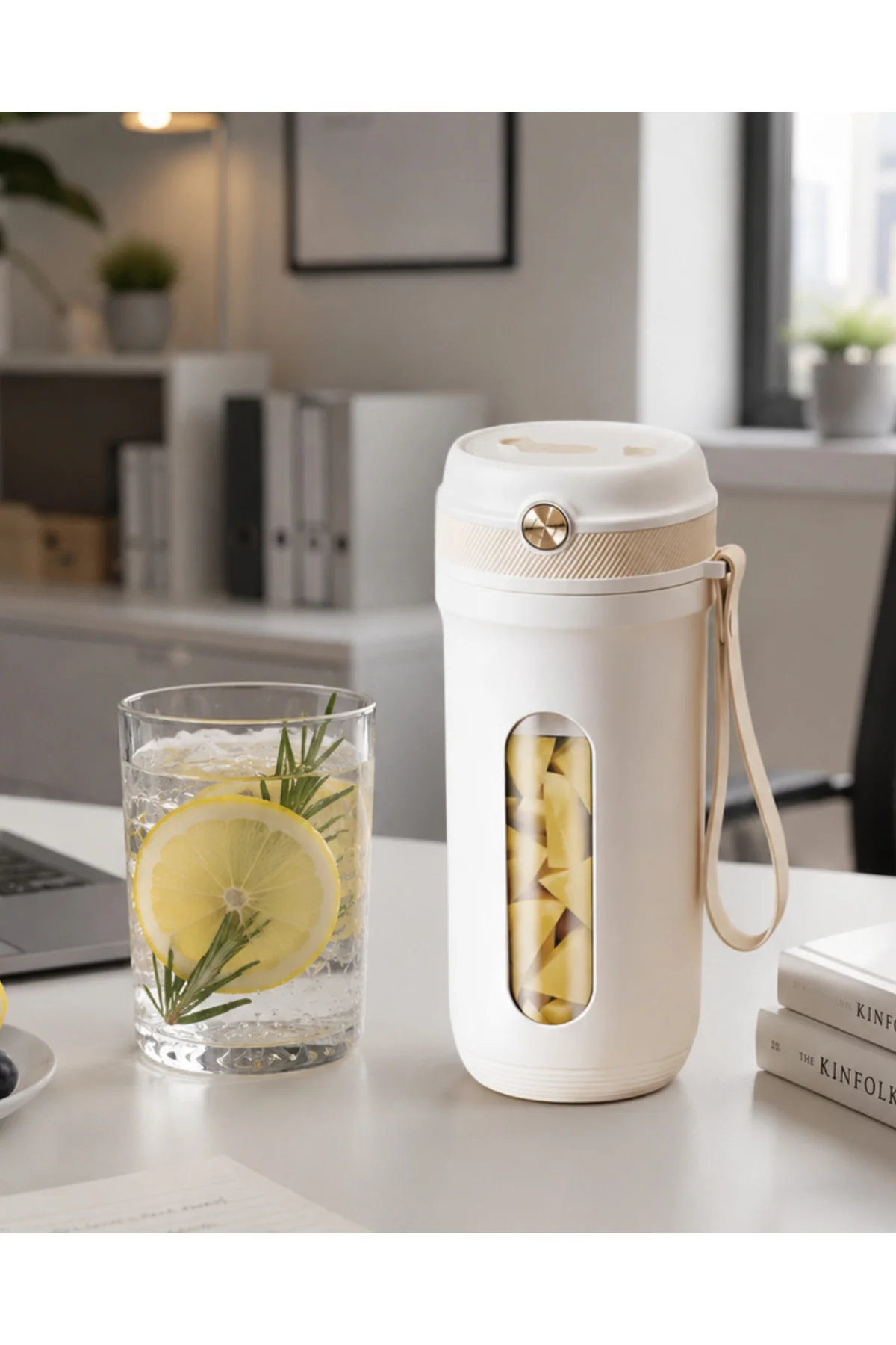 USB Şarjlı Mini Smoothie Blender Pratik Meyve Karıştırıcı 350 ML USB Şarjlı Mini Smoothie Blender Pratik Meyve Karıştırıcı 350 ML