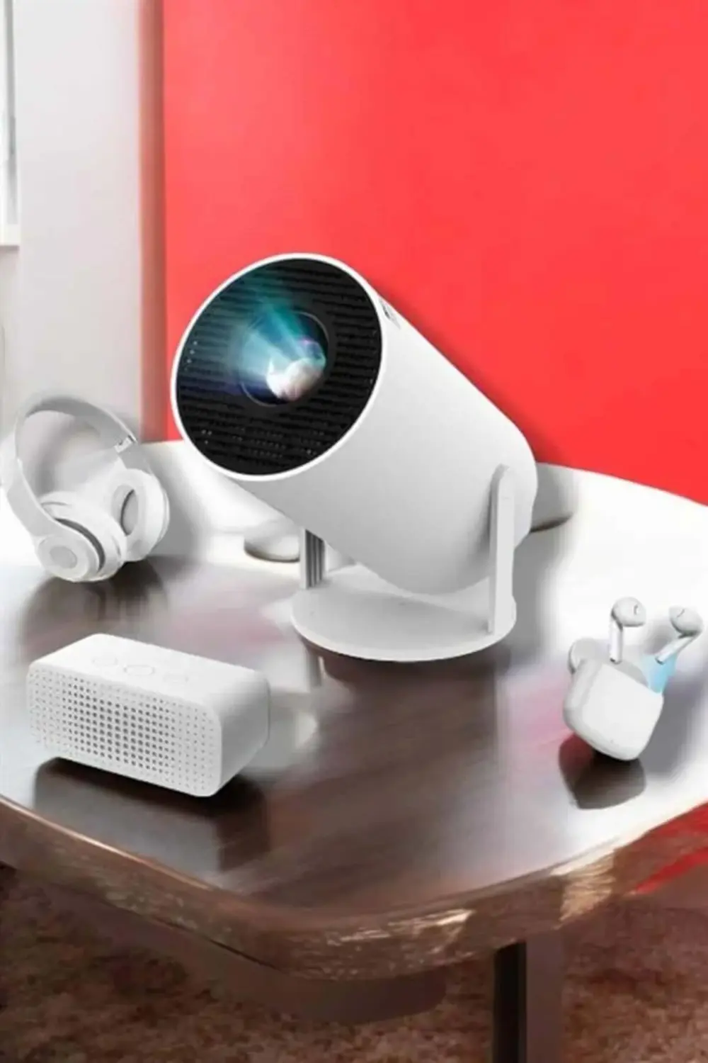 USB ve Kablosuz Bağlantı Özellikli 5000 Saat Ampul Ömürlü Projeks