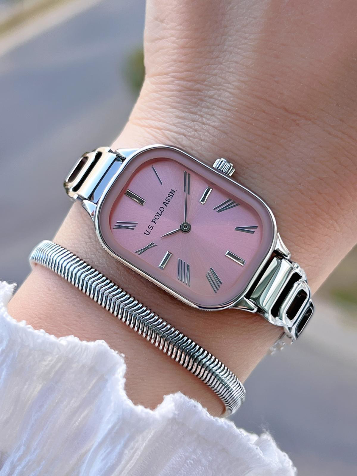 U.S.POLO ASSN Çelik Kordon 3 Atm Suya Dayanıklı Kadın Kol Saati+B