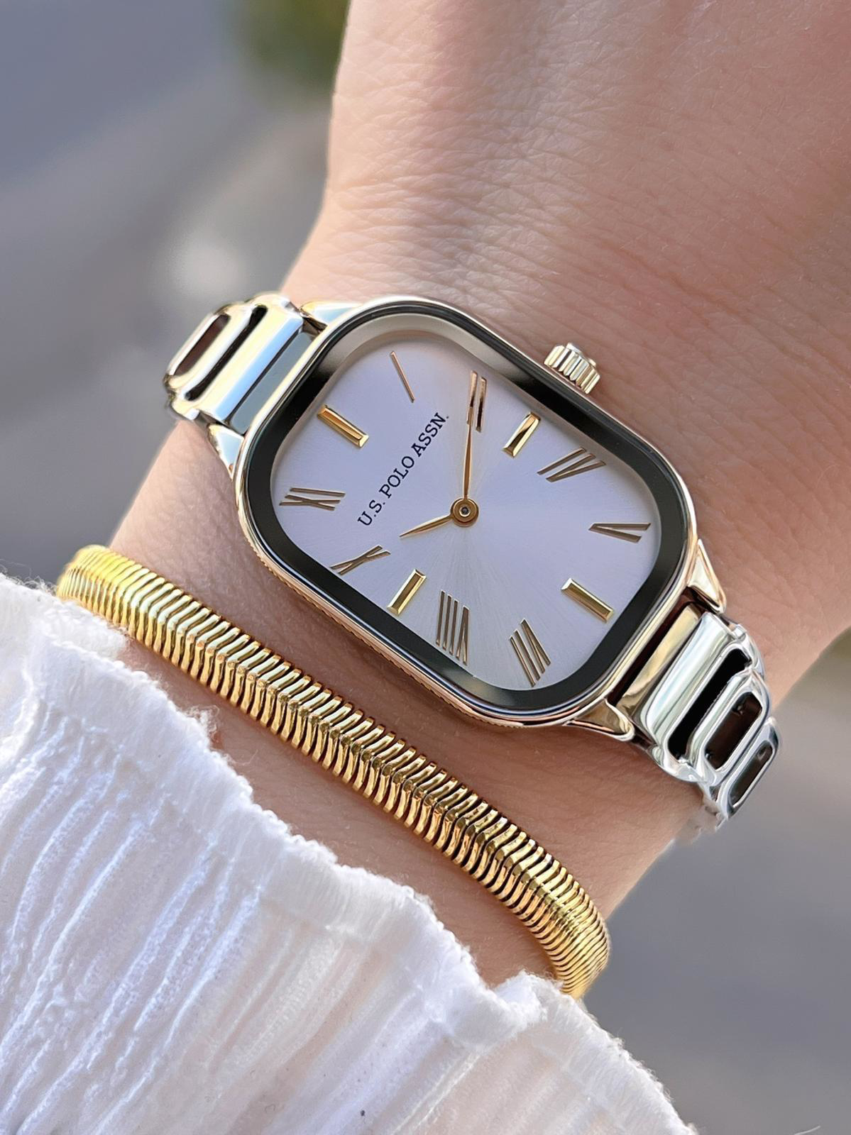 U.S.POLO ASSN Çelik Kordon 3 Atm Suya Dayanıklı Kadın Kol Saati+B