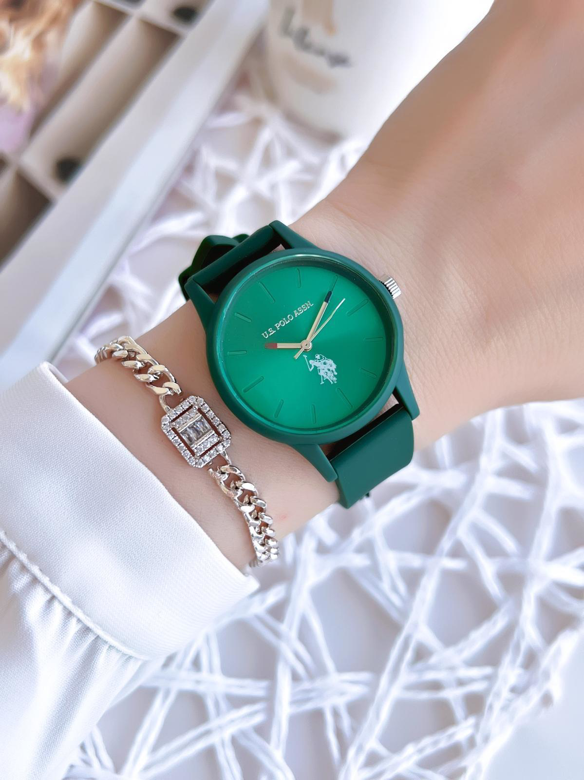 U.S.POLO ASSN Silikon Kordon 3 Atm Suya Dayanıklı Spor Kadın Kol 