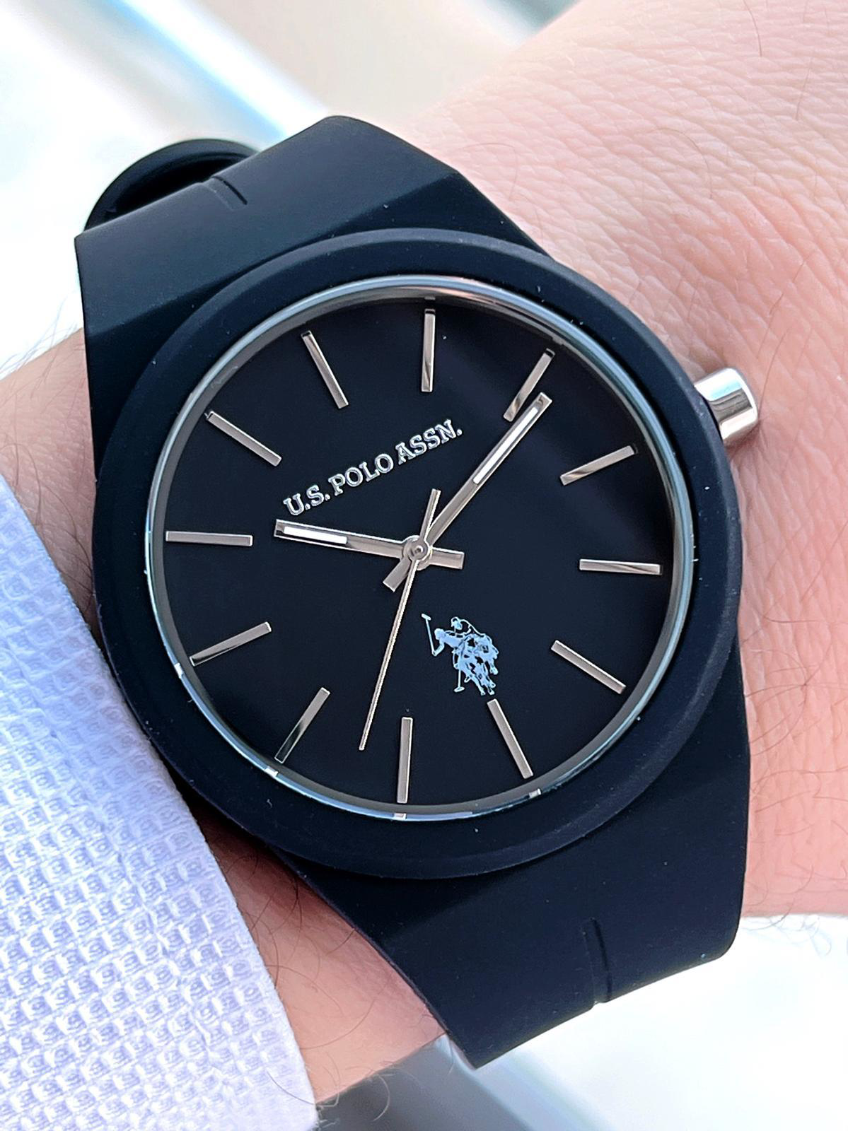 U.S.POLO ASSN Silikon Kordon 3 Atm Suya Dayanıklı Spor Erkek Kol 