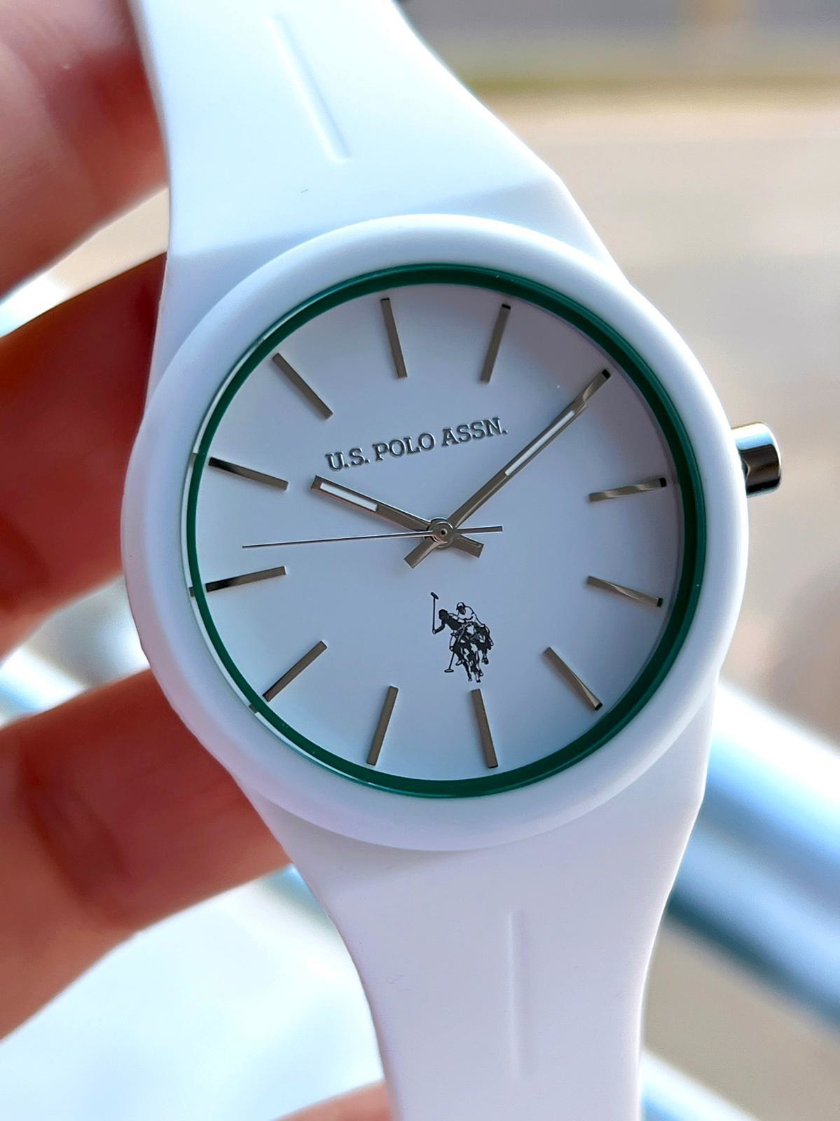 U.S.POLO ASSN Silikon Kordon 3 Atm Suya Dayanıklı Spor Erkek Kol 