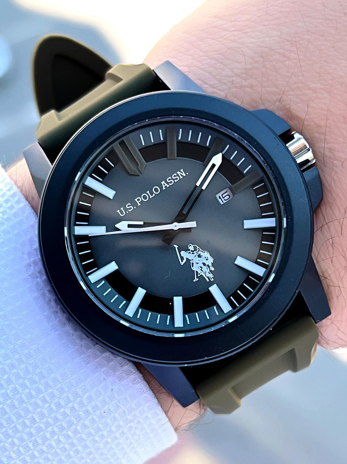 U.S.POLO ASSN Silikon Kordon 5 Atm Suya Dayanıklı Spor Erkek Kol 