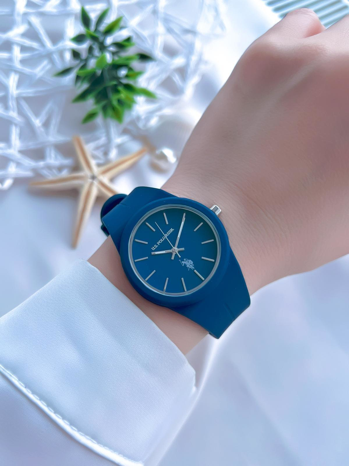 U.S.POLO ASSN Silikon Kordon 3 Atm Suya Dayanıklı Spor Kadın Kol 