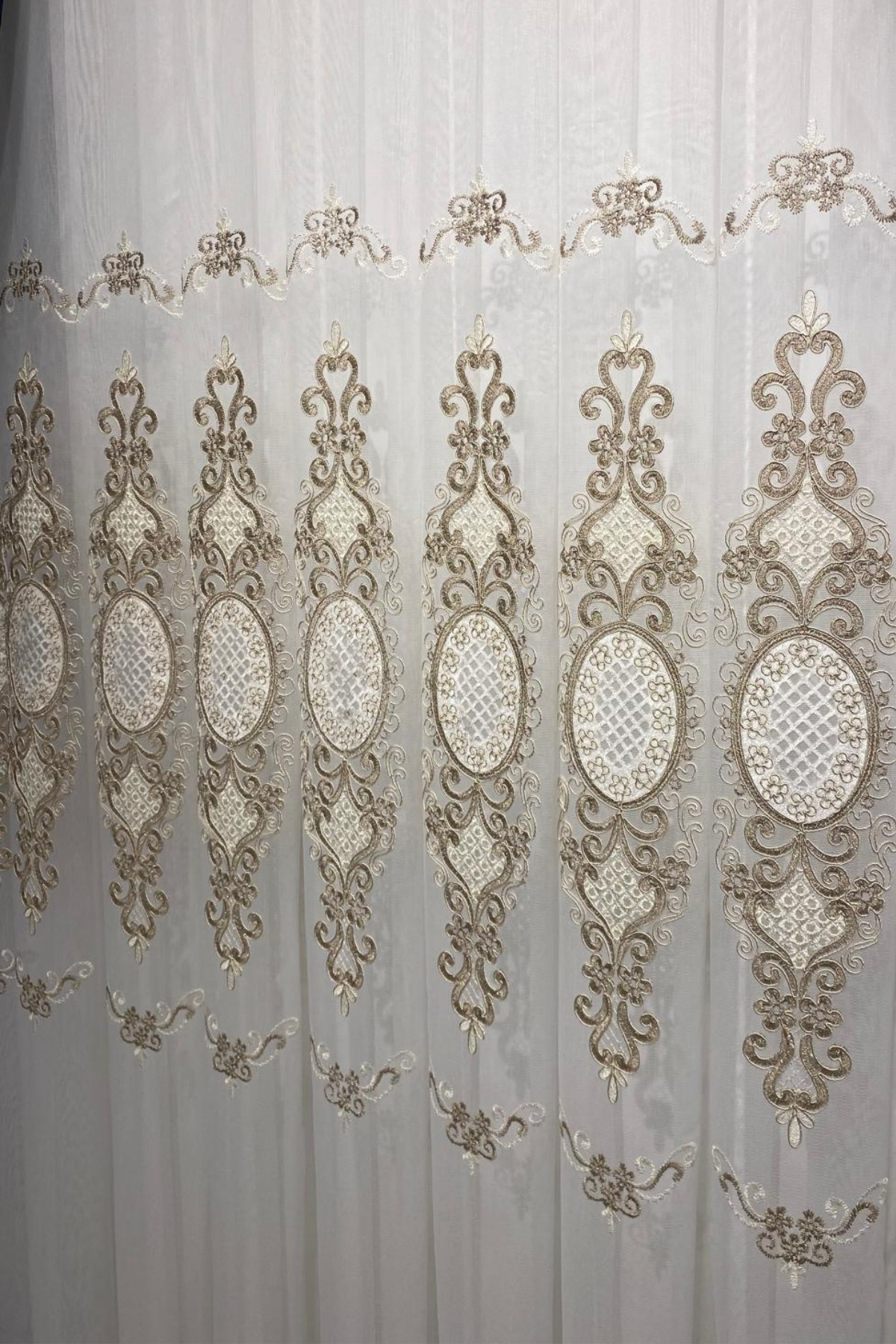 Özgün Home Üst Kalite Tt Zemin Nakışlı (1/2,5 Normal Pile) Tül Perde