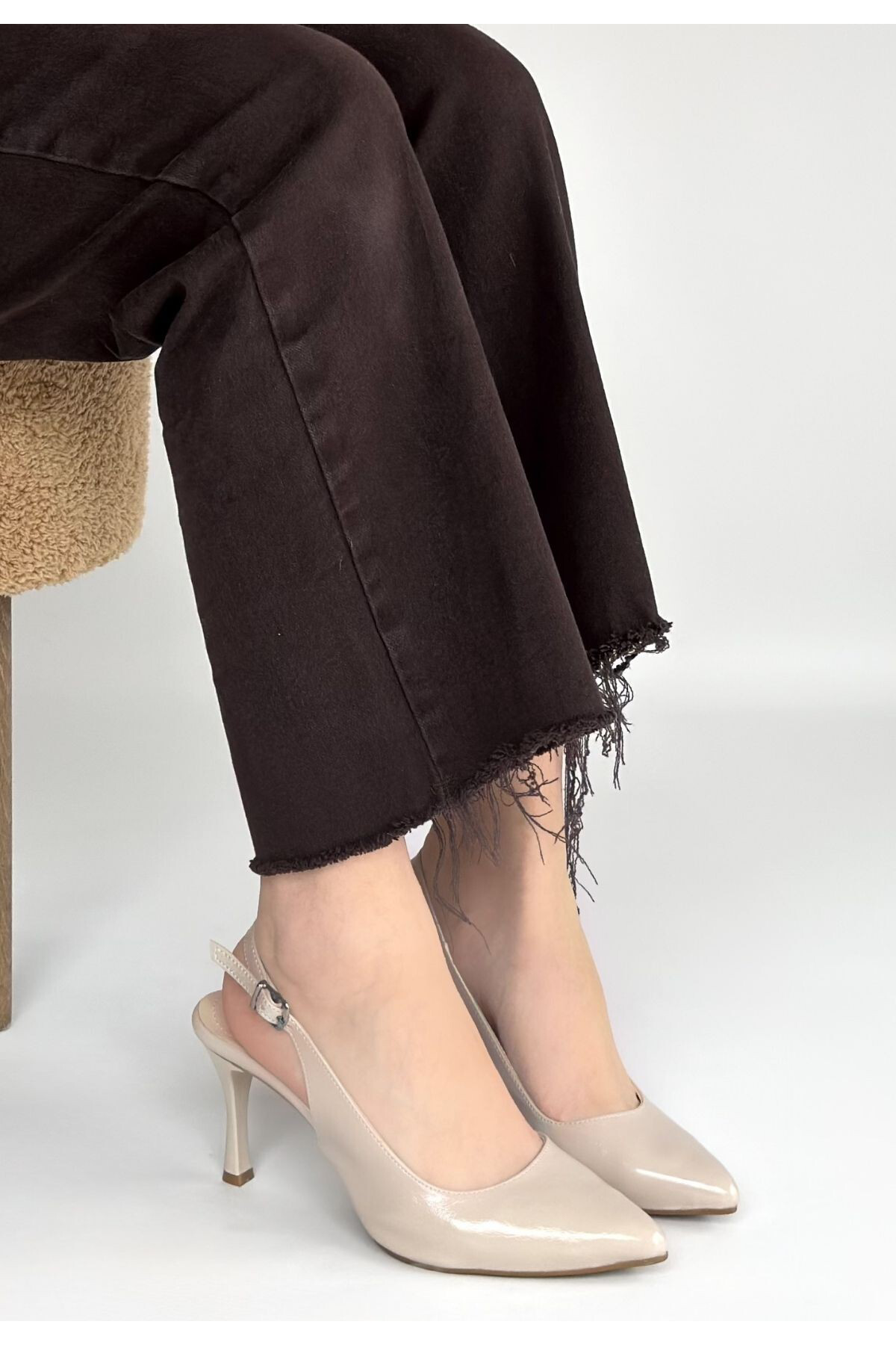 Uster Bej Rugan Topuklu Ayakkabı - Lisinya