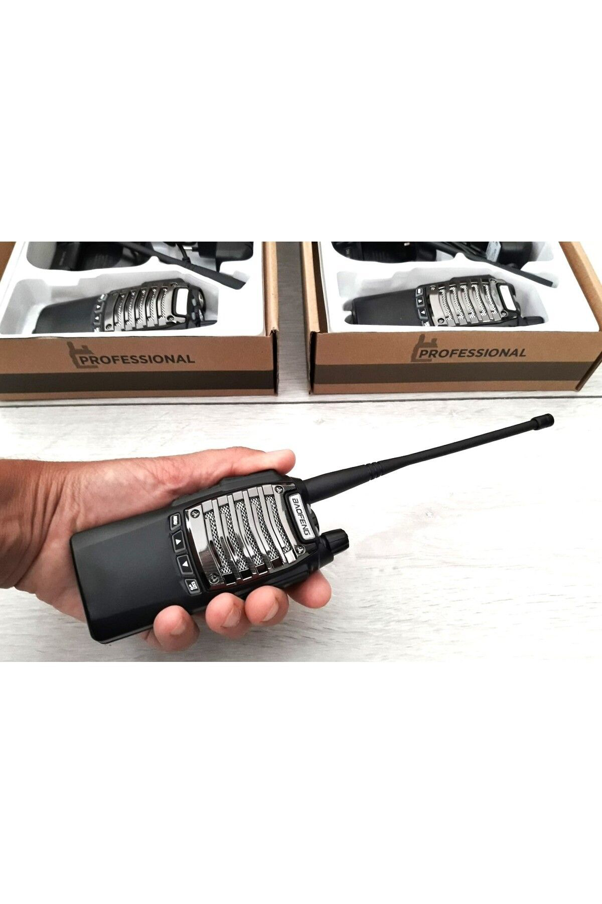 Uv-8d Uv8d Telsiz Yeni Versiyon Chip. 8d Güçlü Kasa. 2000 Mah Pil