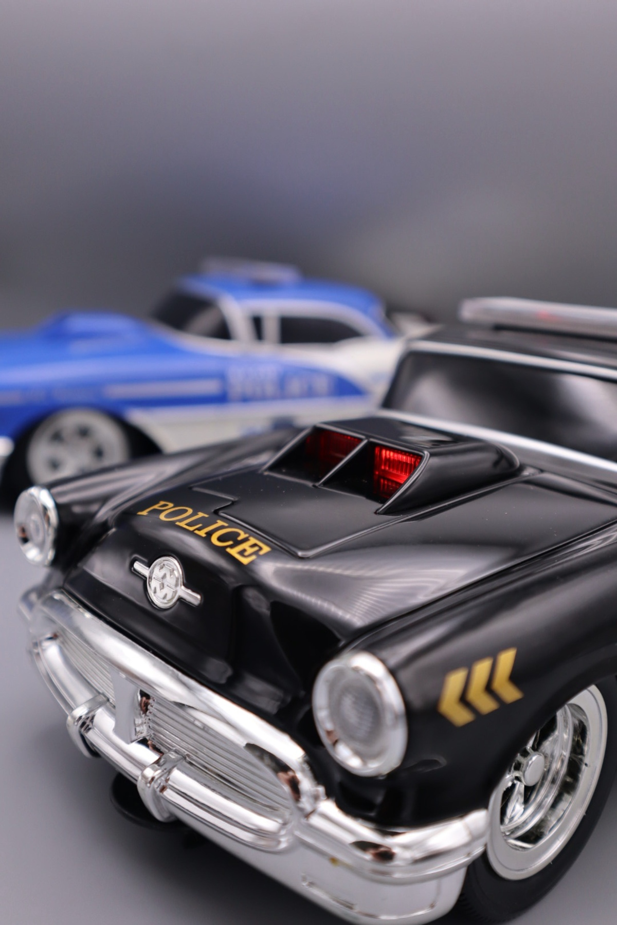 Oyuncak Store Uzaktan Kumandalı 2.4G Radyo Kontrollü Kumandalı Polis Arabası Le