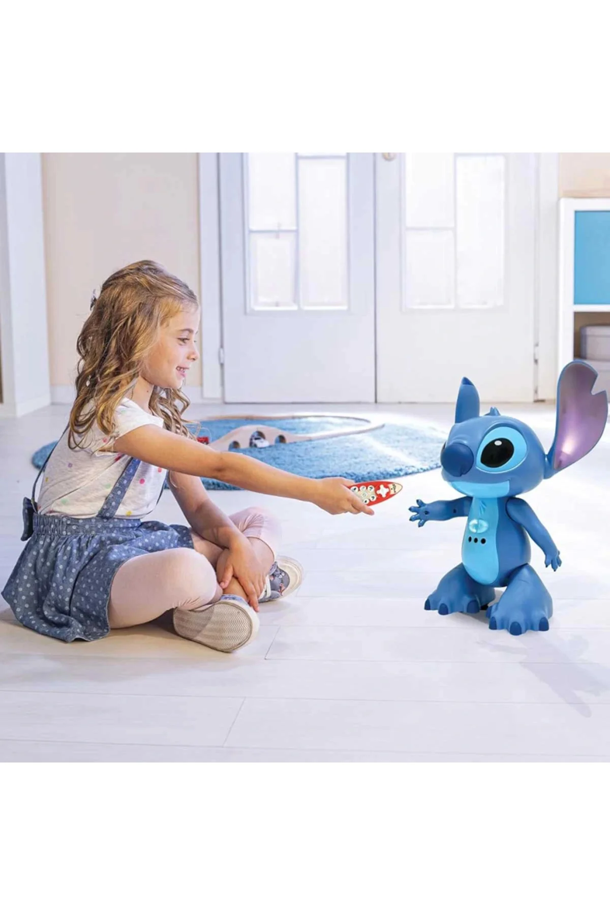 Uzaktan Kumandalı Interaktif Robot