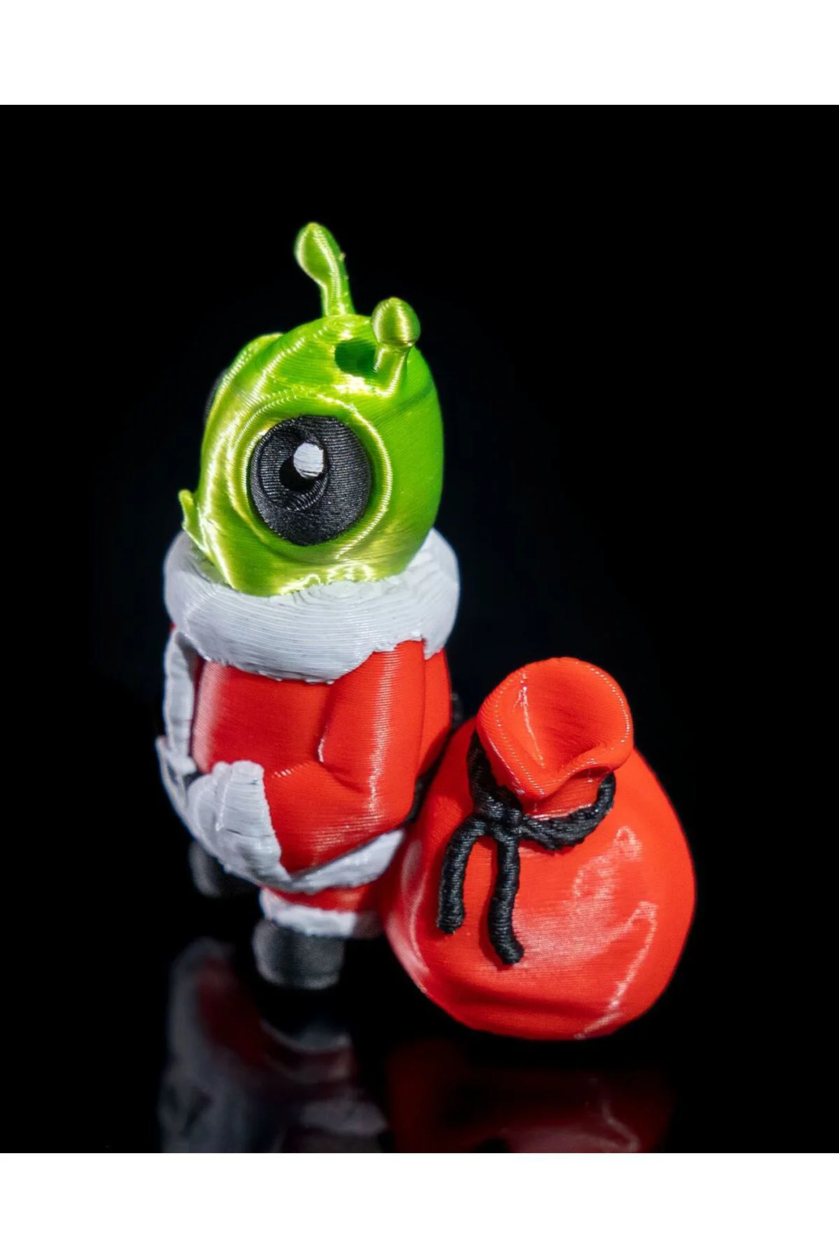Uzaylı Noel Baba Yılbaşı Süsü Yılbaşı Noel Baba Çam Ağacı Süsü 18CM