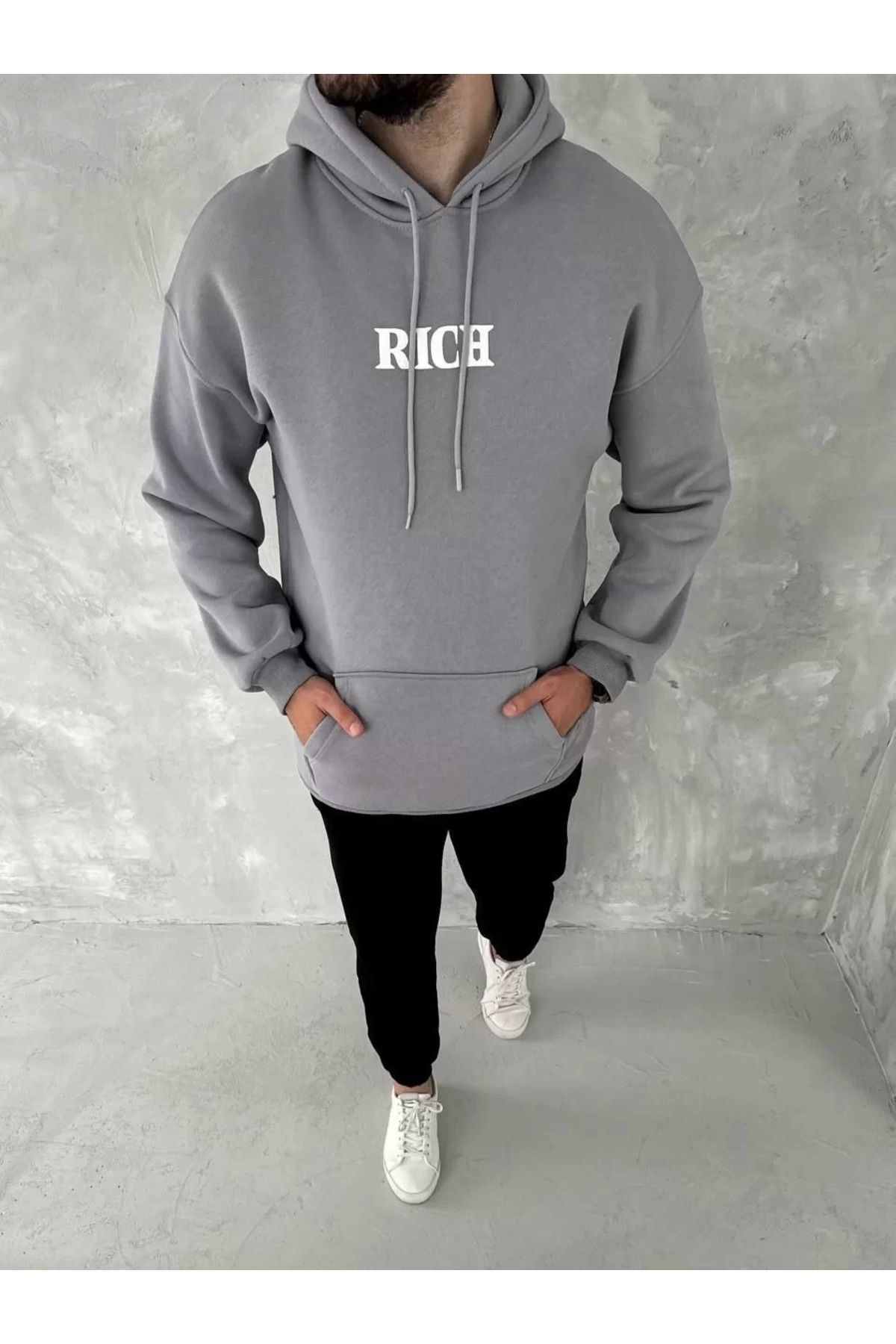 Uzun Kol Kapşonlu Göğüs Baskılı SweatShirt - Gri