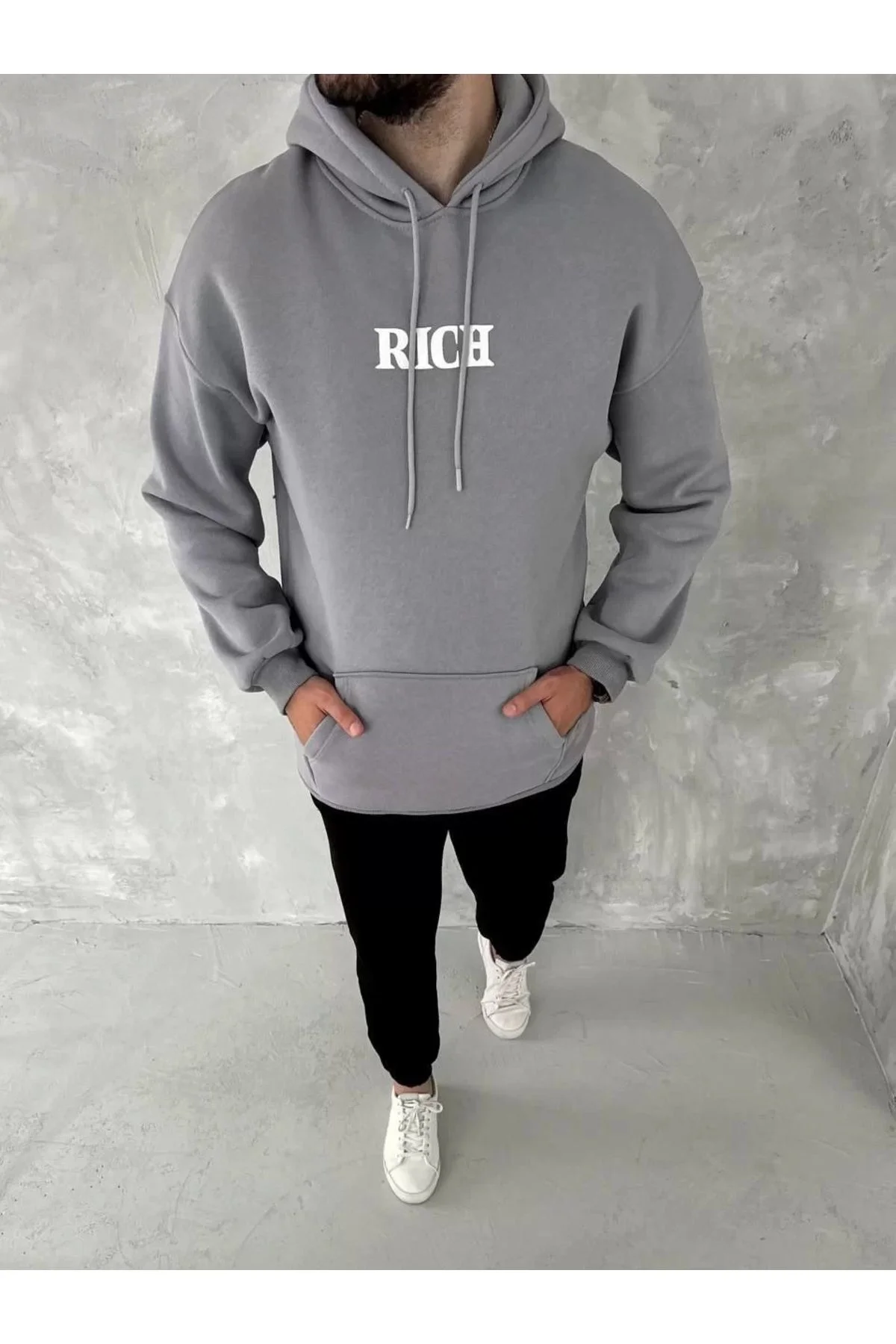 Uzun Kol Kapşonlu Göğüs Baskılı SweatShirt - Gri