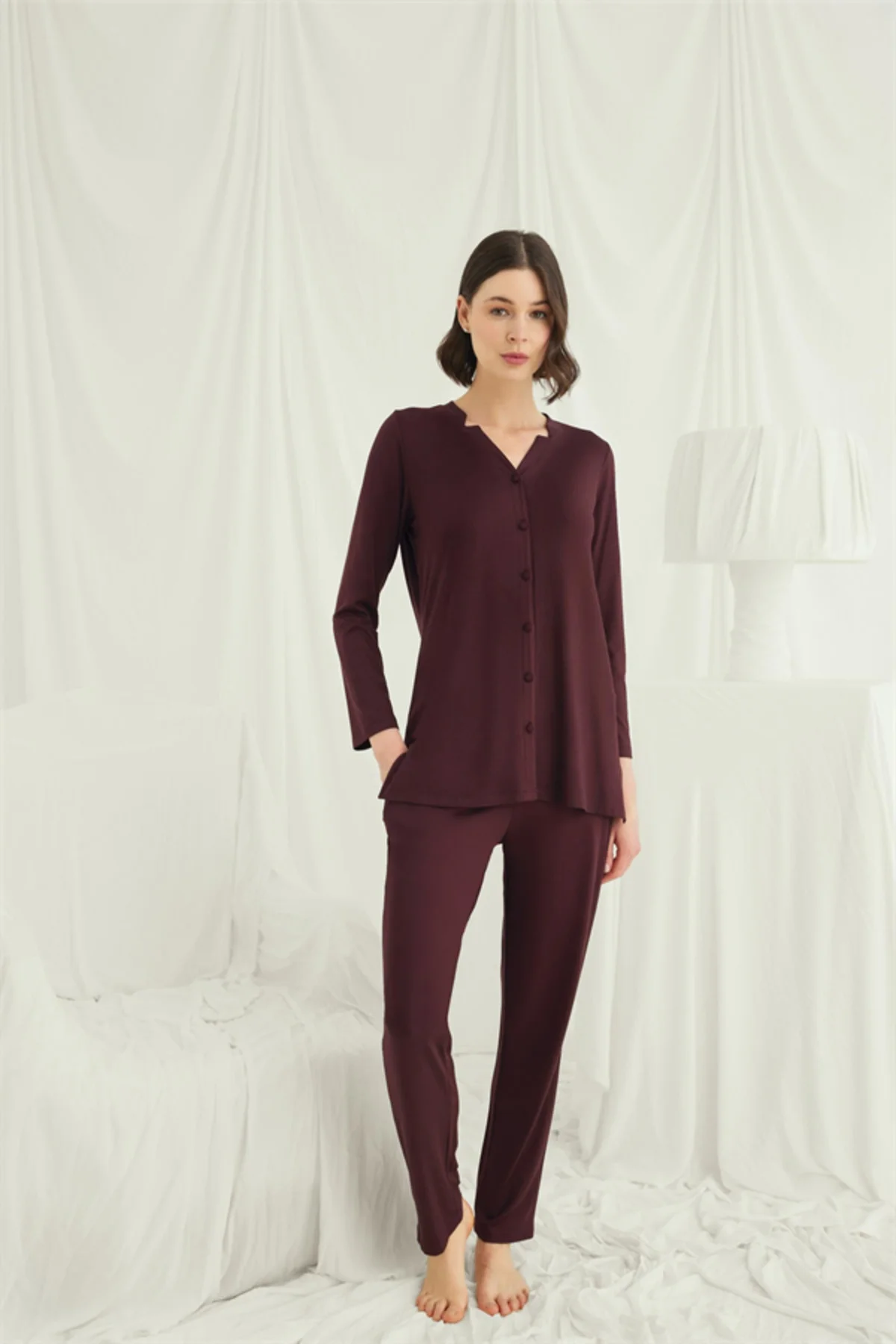 Uzun Kollu Boydan Düğmeli V Yaka Pijama Takımı