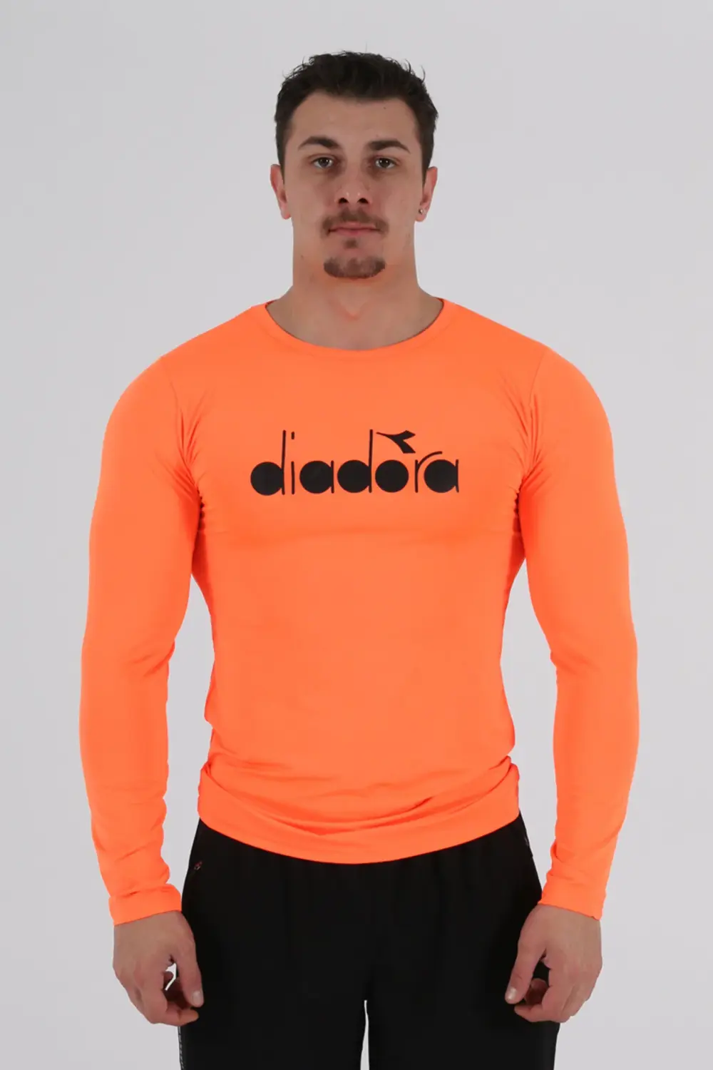 Uzun Kollu Içlik Turuncu