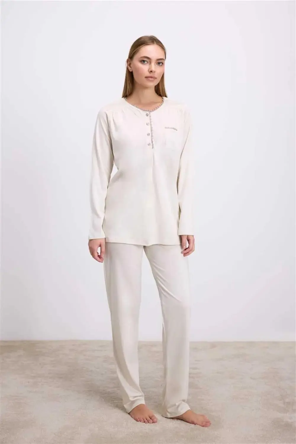 Uzun Kollu T-shirt Pantolon Pijama Takımı