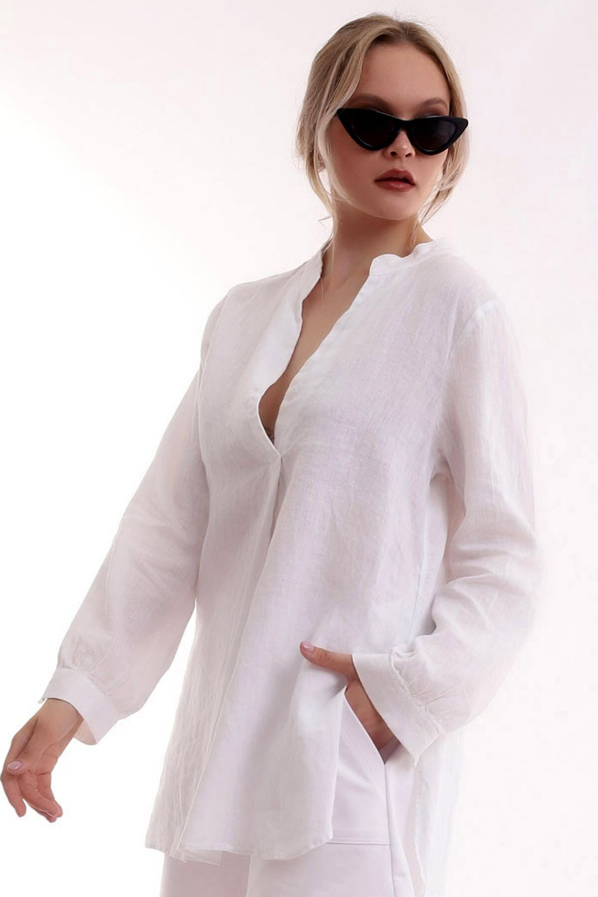 V Yaka Göğüs Dekolteli Uzun Kol Salaş Bluz