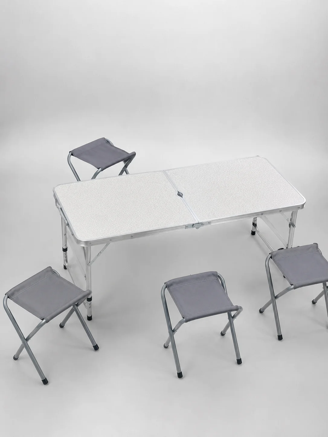 Valiz Tipi Katlanabilir Piknik Masası 4 Tabureli Taşınabilir Kamp Masası