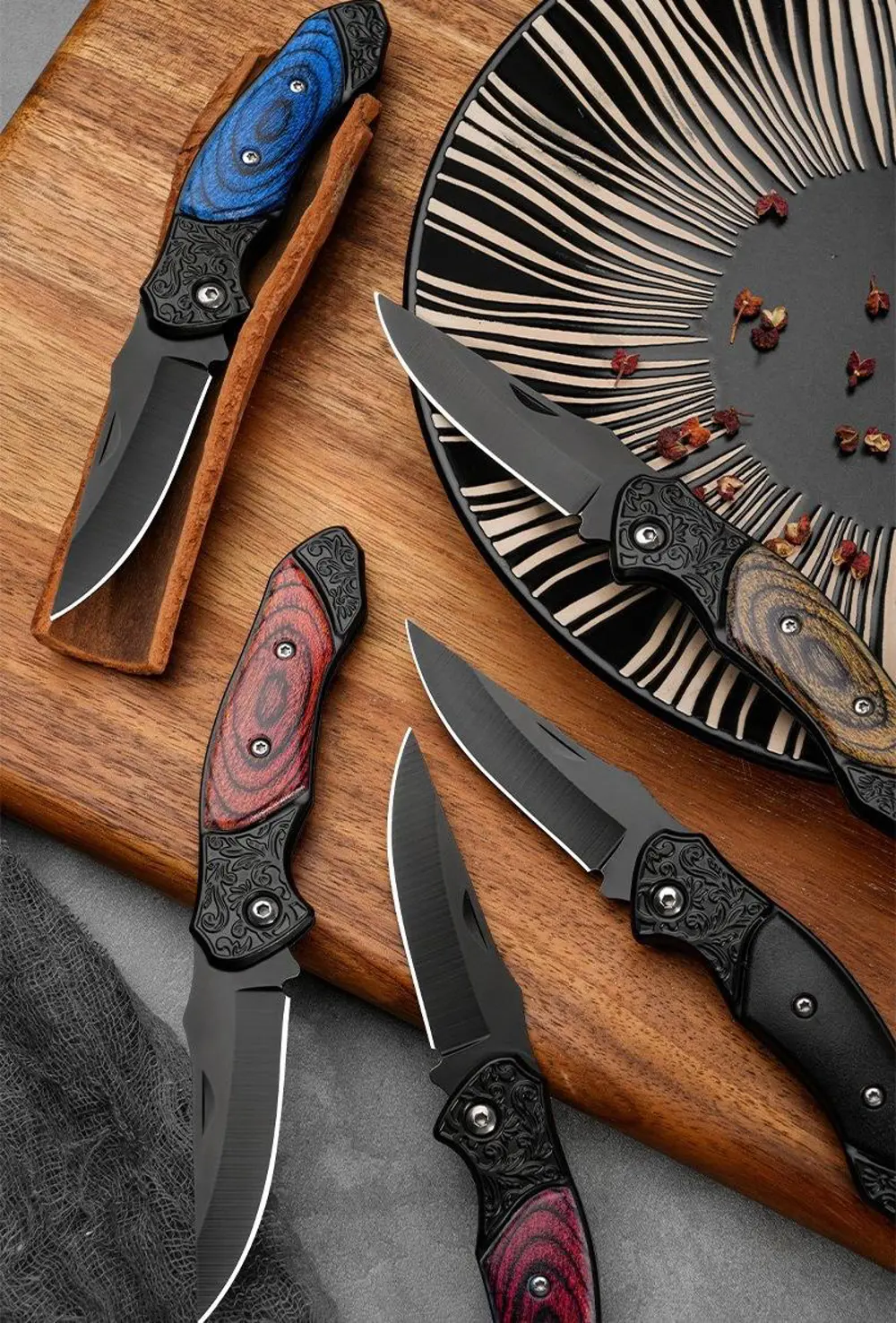 Valkyrie Mini Taktik Katlanır Çelik Outdoor Bıçak – 15.8 cm – Kom Valkyrie Mini Taktik Katlanır Çelik Outdoor Bıçak – 15.8 cm – Kom