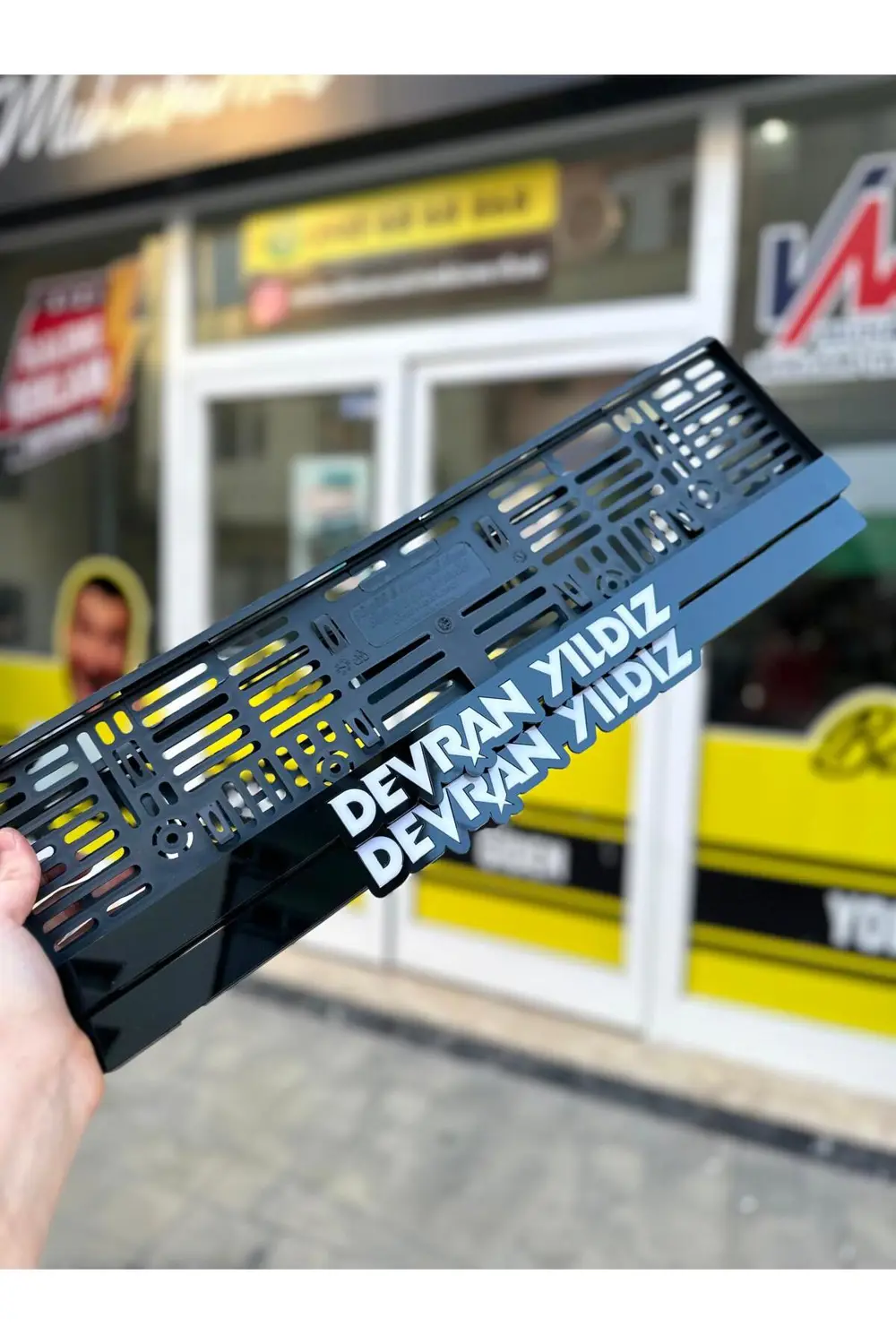 VAMPİRE PLAKALIK BEYAZ PLAKALIK