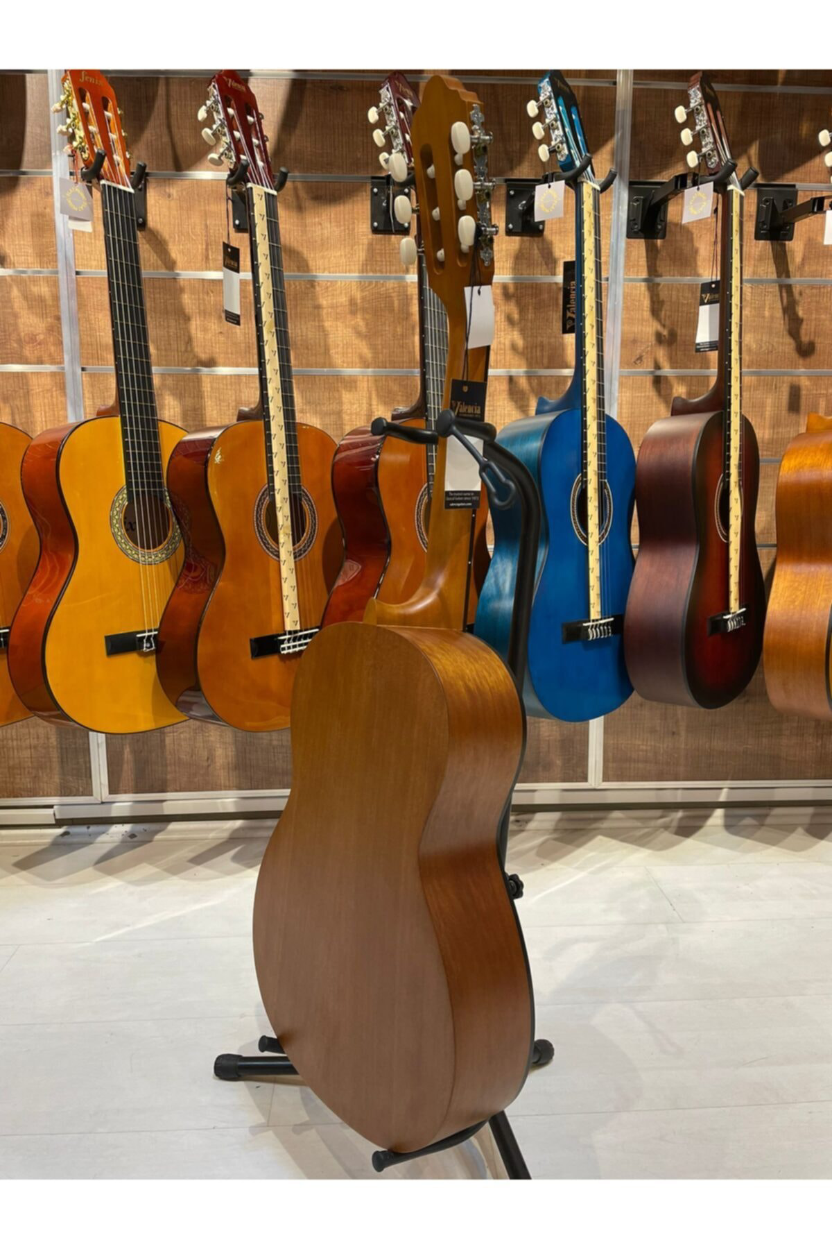 Vc204 4/4 Boy Mat Klasik Gitar Kılıf Ve Pena