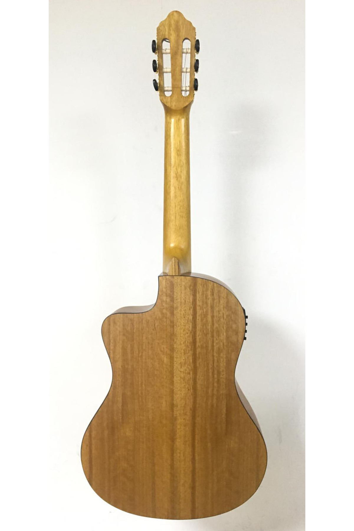VC304CE ELEKTRO KLASİK GİTAR 4/4 NATUREL MAT + KILIF+PENA