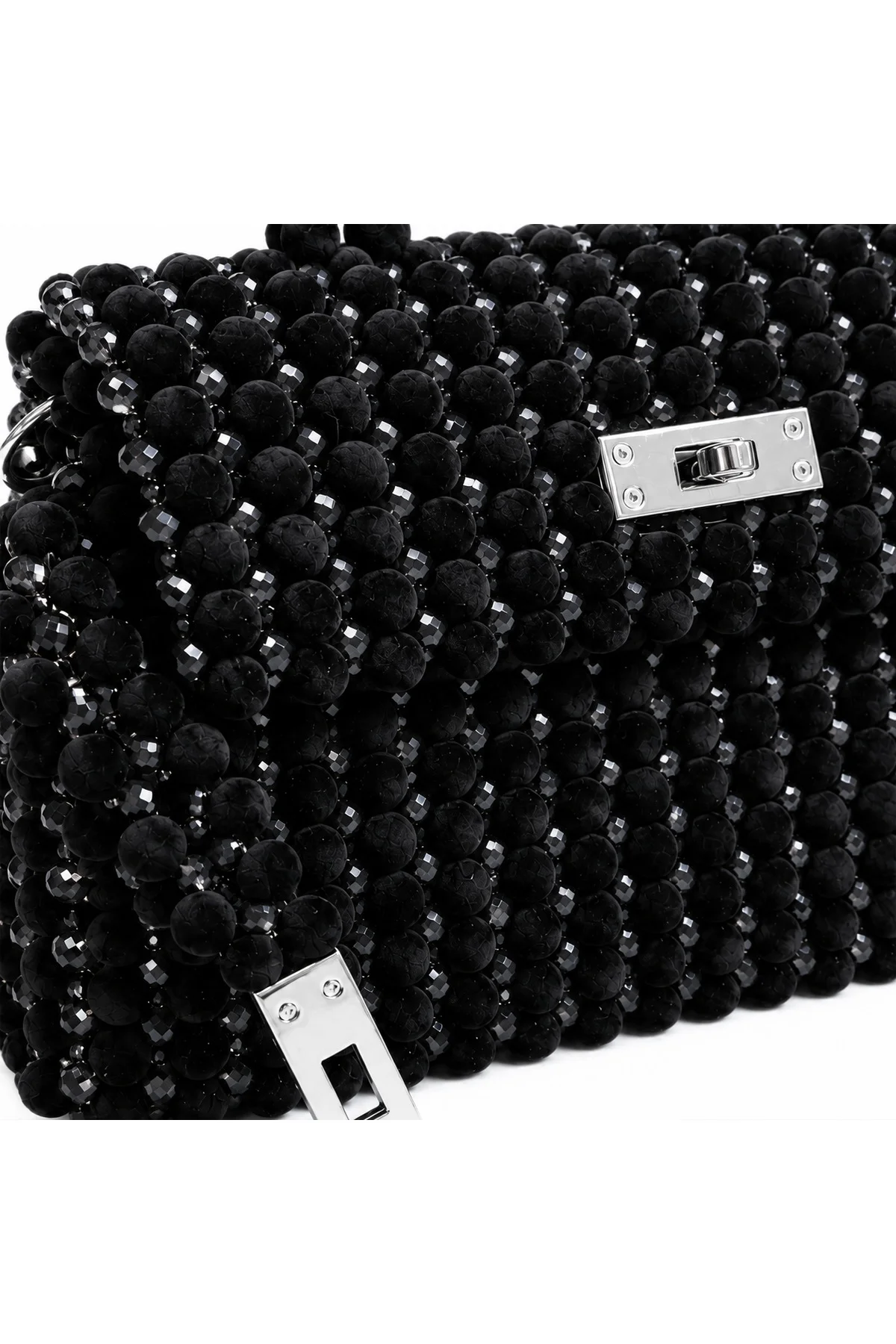 Velis Ebony