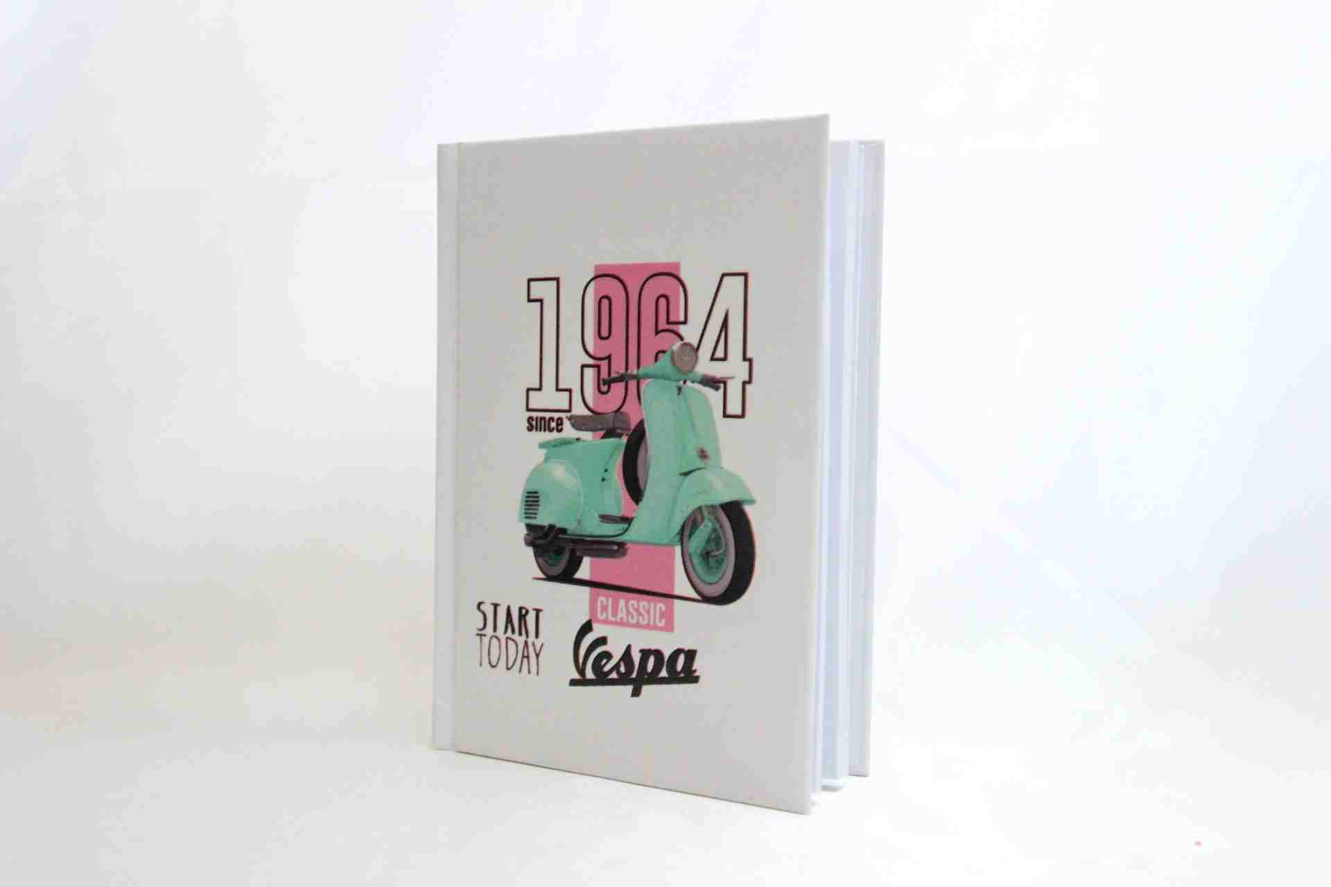 Vespa Temalı Kupa Bardak ve Defter Hediye Kutusu