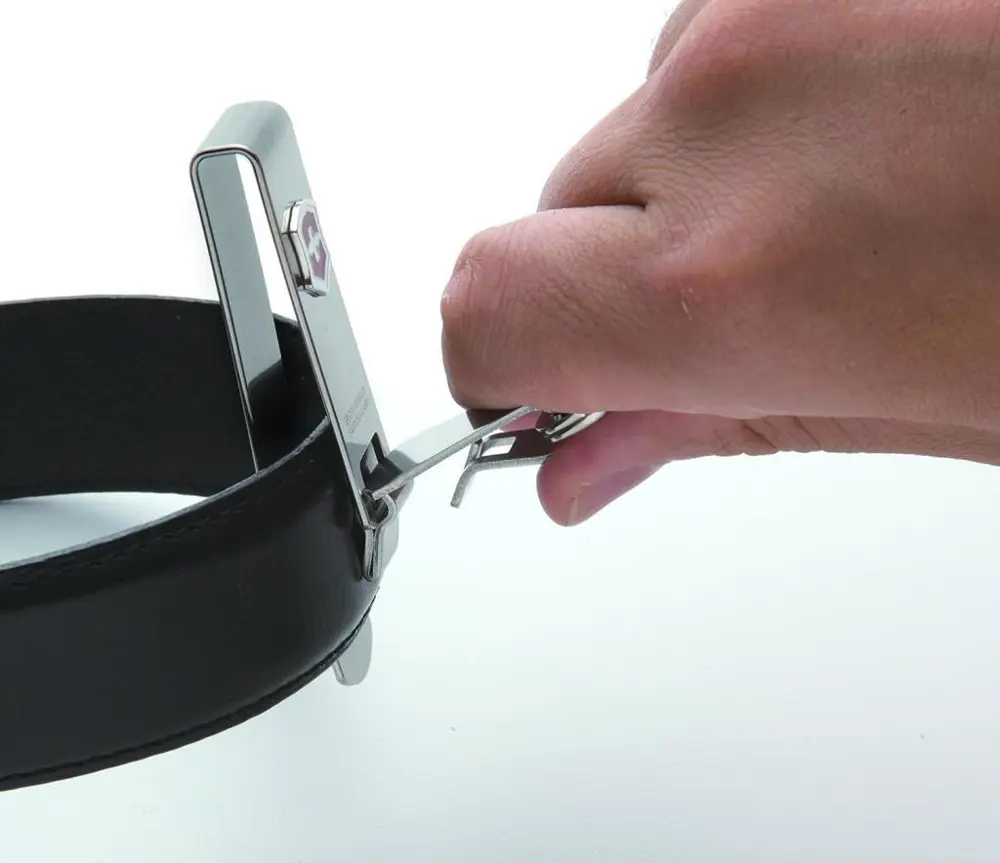 Victorinox 4.1859 Zincirli Çelik Anahtarlık Kemere Takılabilir