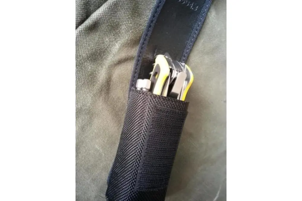 Victorinox Elyaf Dokuma Naylon Çakı Kılıfı 4.0504.3 Siyah