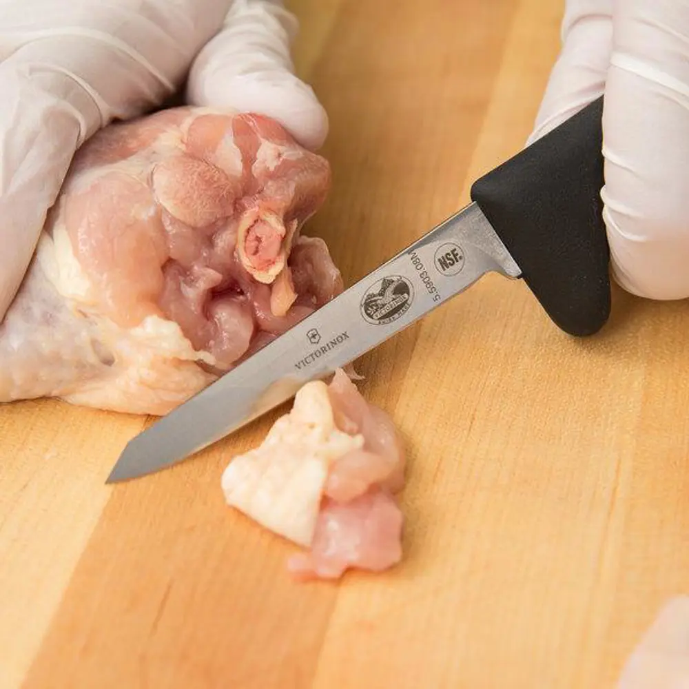 Victorinox Fibrox 8cm Hindi Tavuk Bıçağı 5.5903.08 Siyah