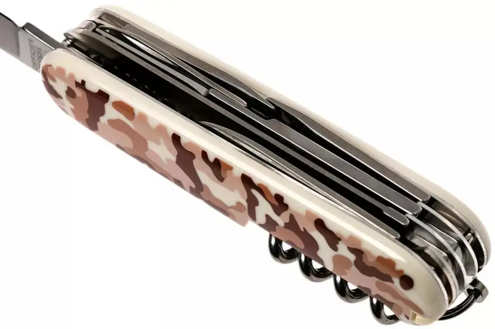 Victorinox Huntsman 1.3713.941 Kamuflaj İsviçre Çakısı 91mm 15F