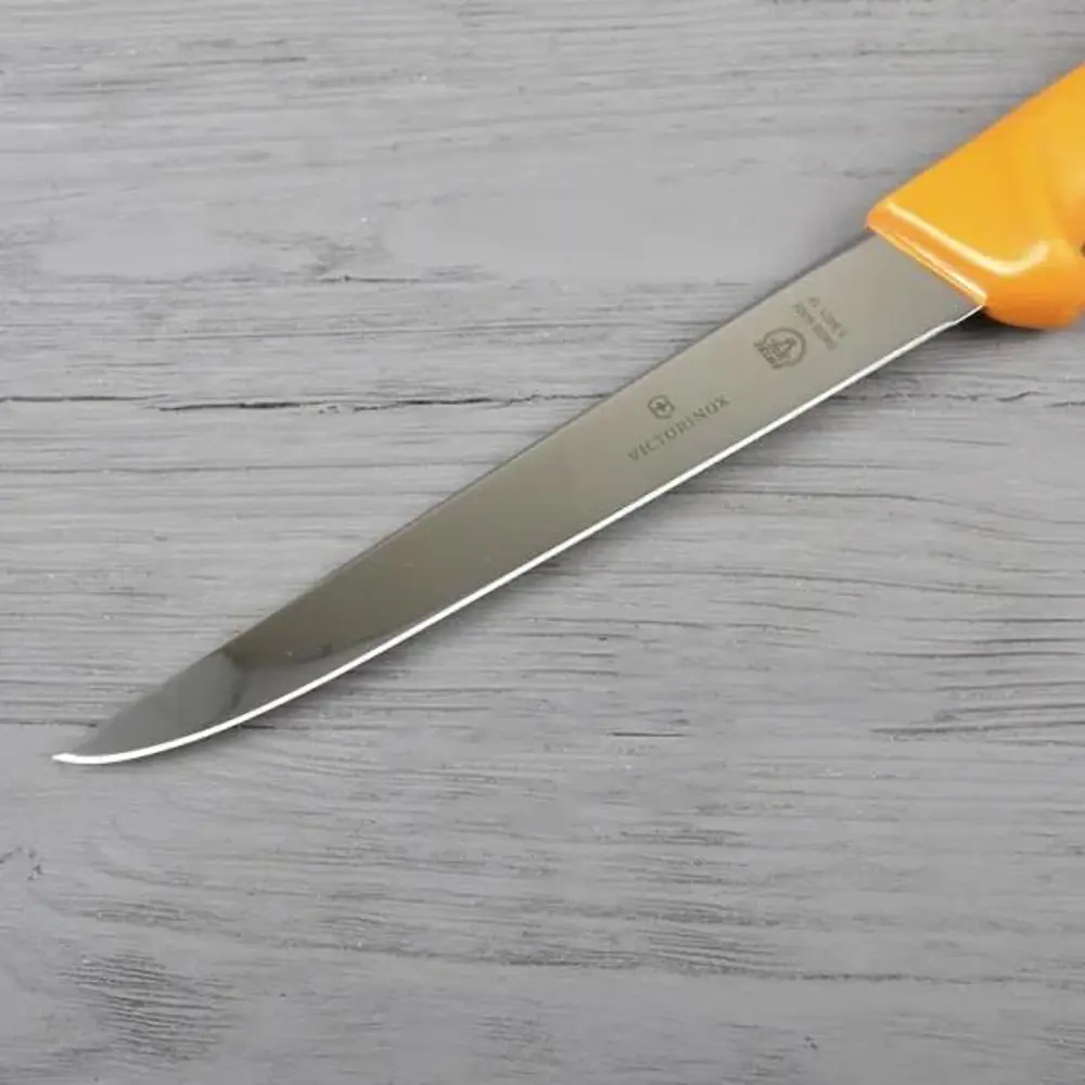 Victorinox Swibo 16cm Kemik Sıyırma Bıçağı 5.8401.16 Turuncu Victorinox Swibo 16cm Kemik Sıyırma Bıçağı 5.8401.16 Turuncu